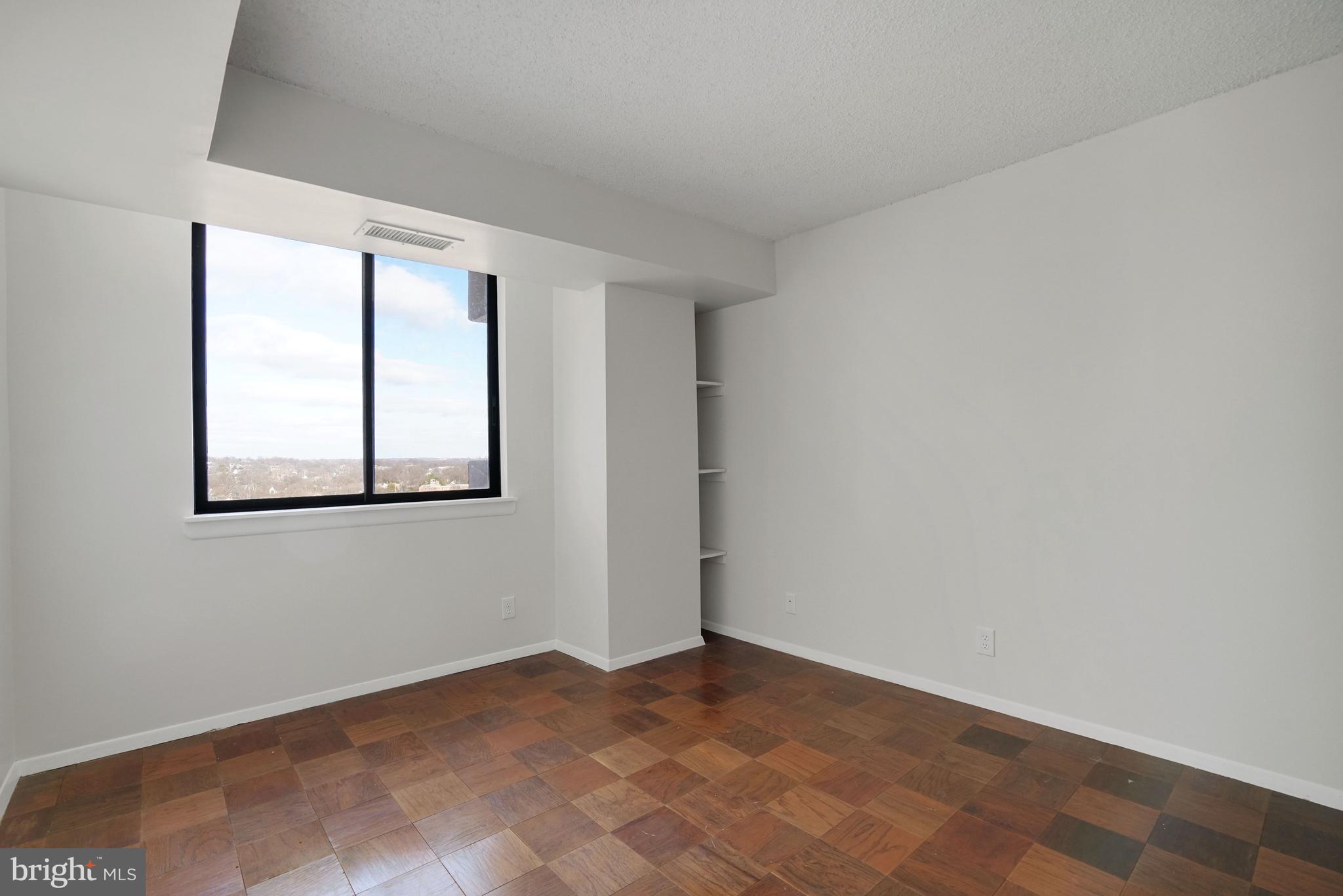 TOWER VILLAS - Residential