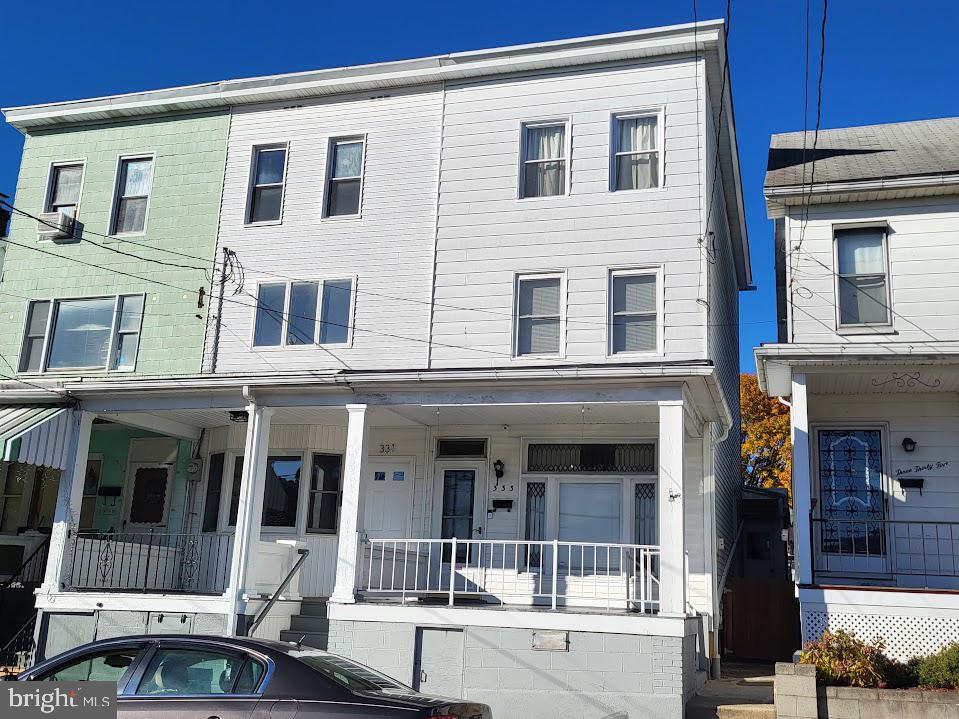 DUTCH HILL - Residential