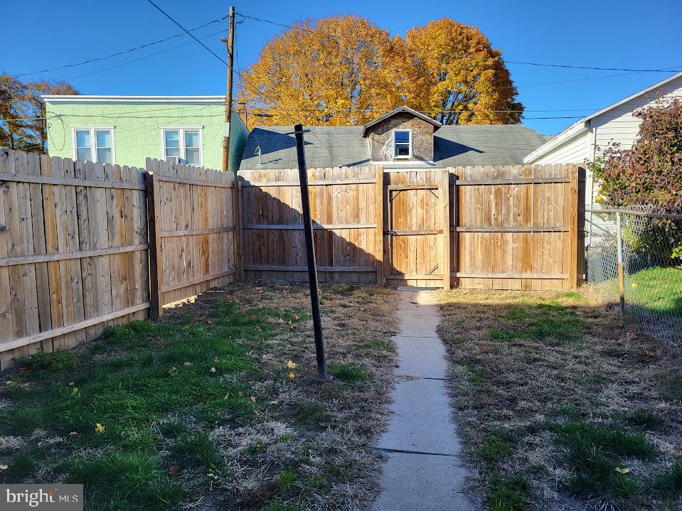 DUTCH HILL - Residential