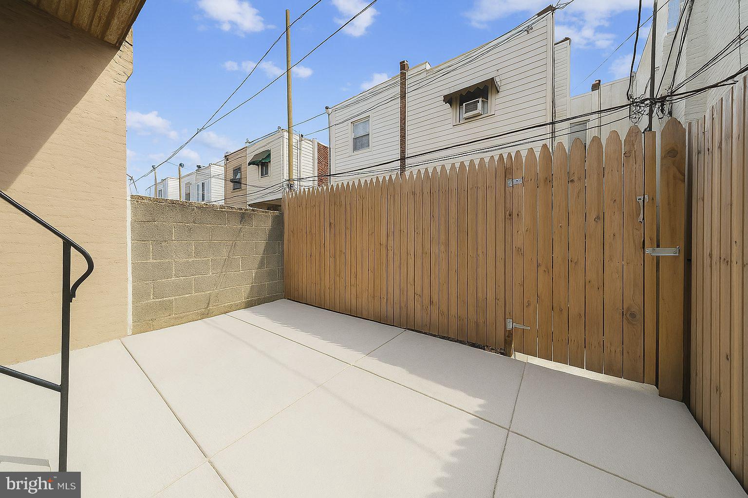 LOWER MOYAMENSING - Residential