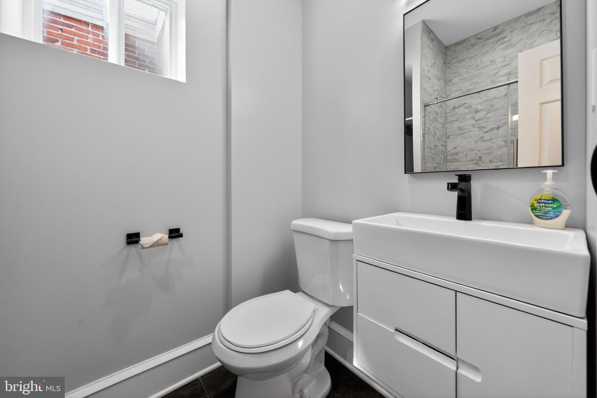 LOWER MOYAMENSING - Residential