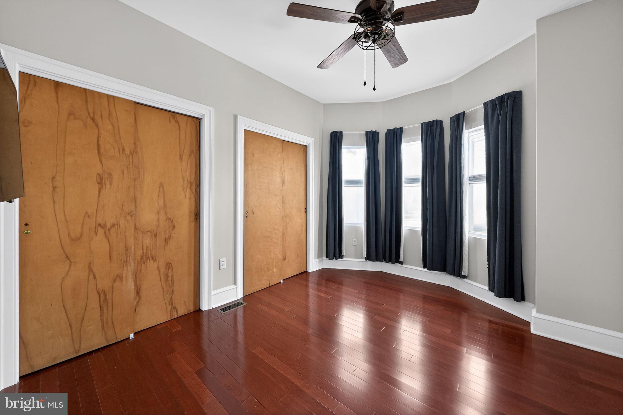 LOWER MOYAMENSING - Residential