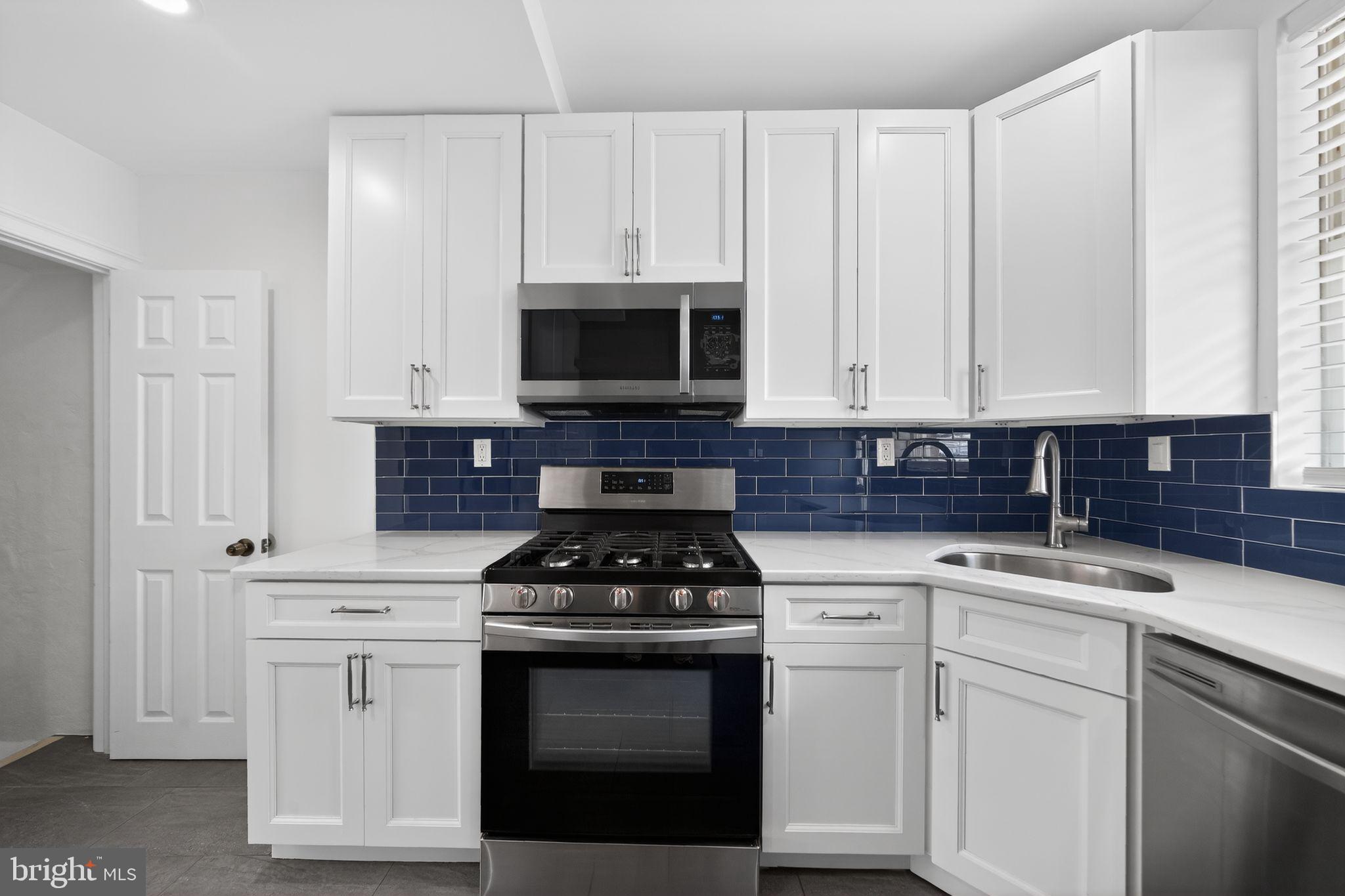 LOWER MOYAMENSING - Residential