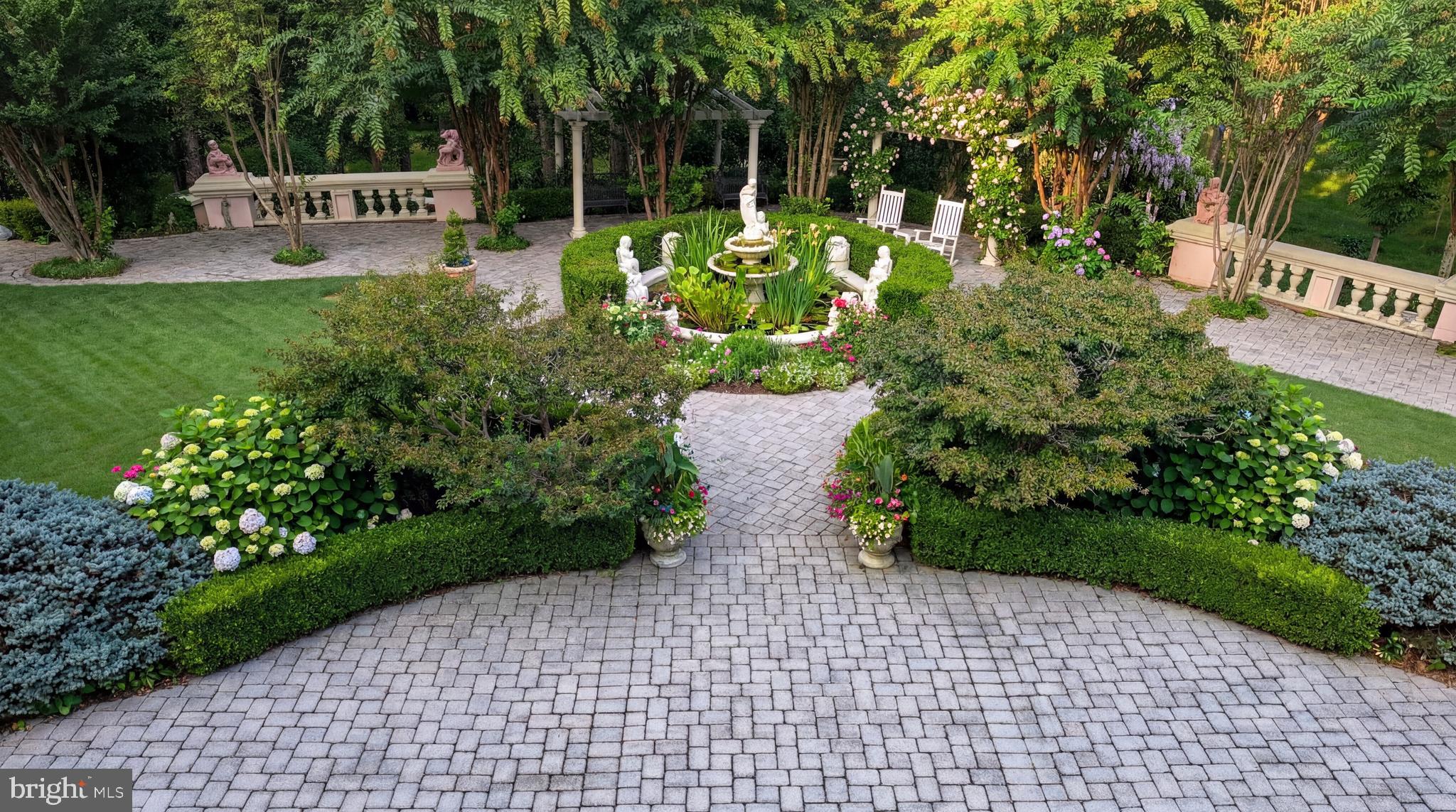 CORNWELL FARM - Residential