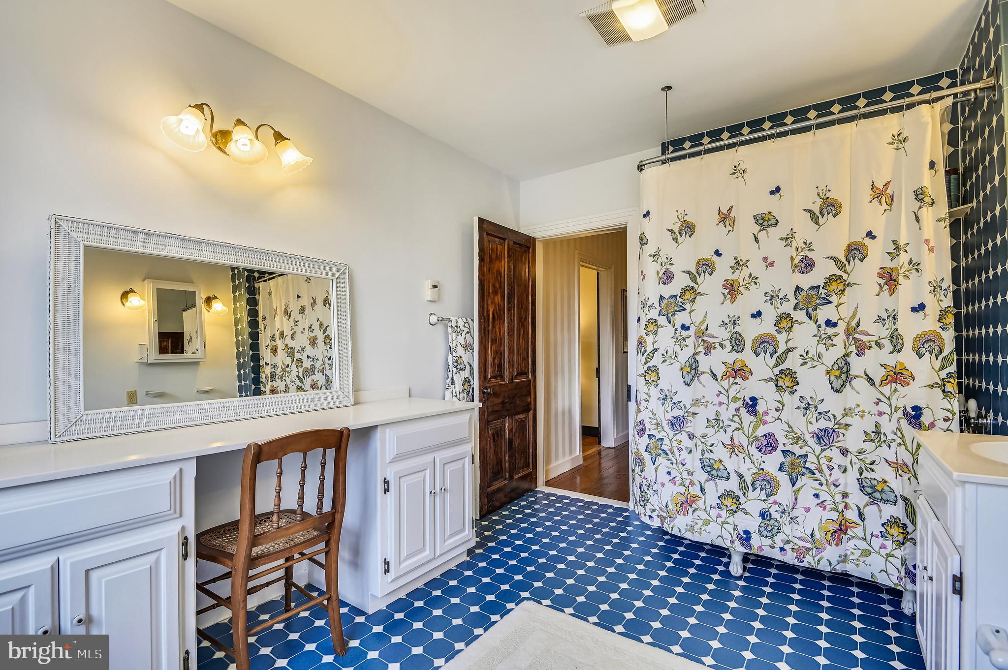 RUXTON - Residential