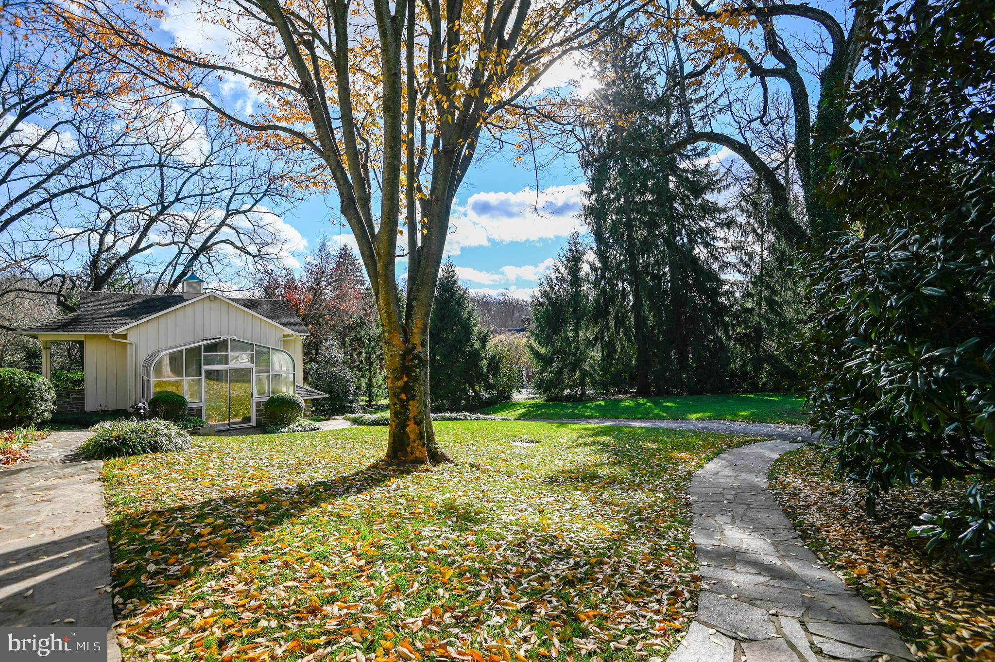 RUXTON - Residential