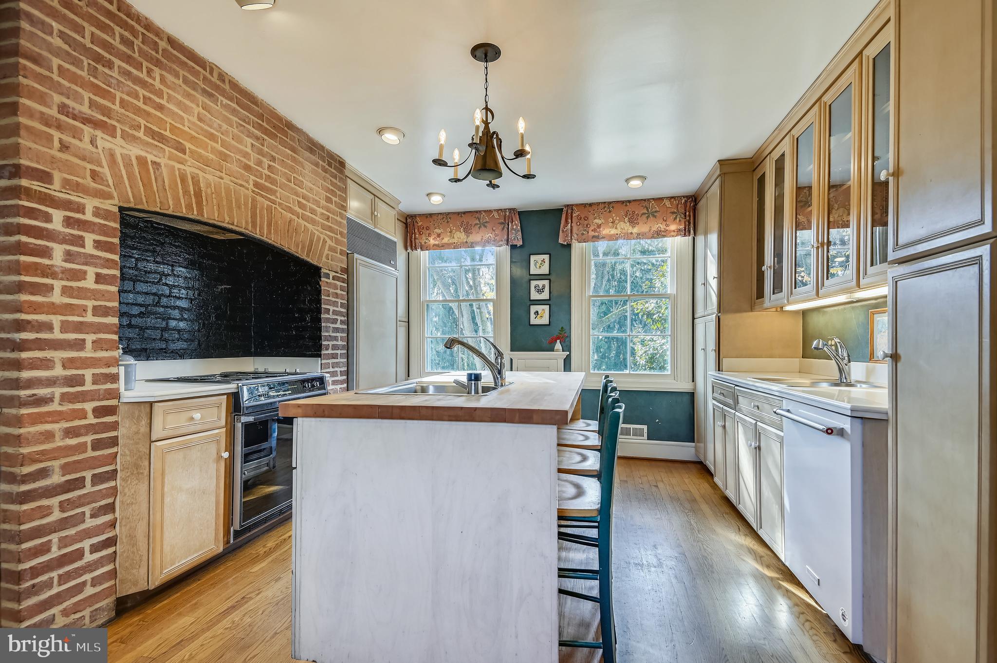 RUXTON - Residential