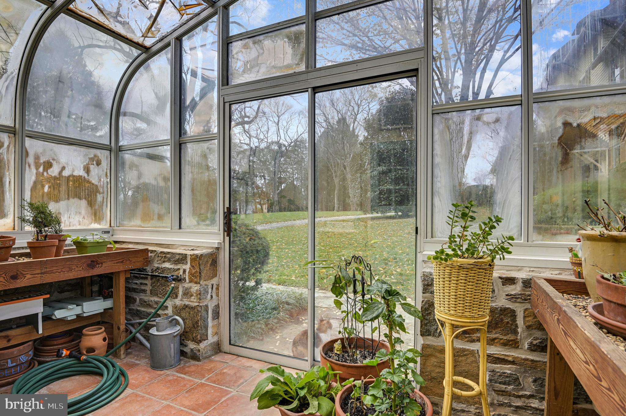 RUXTON - Residential