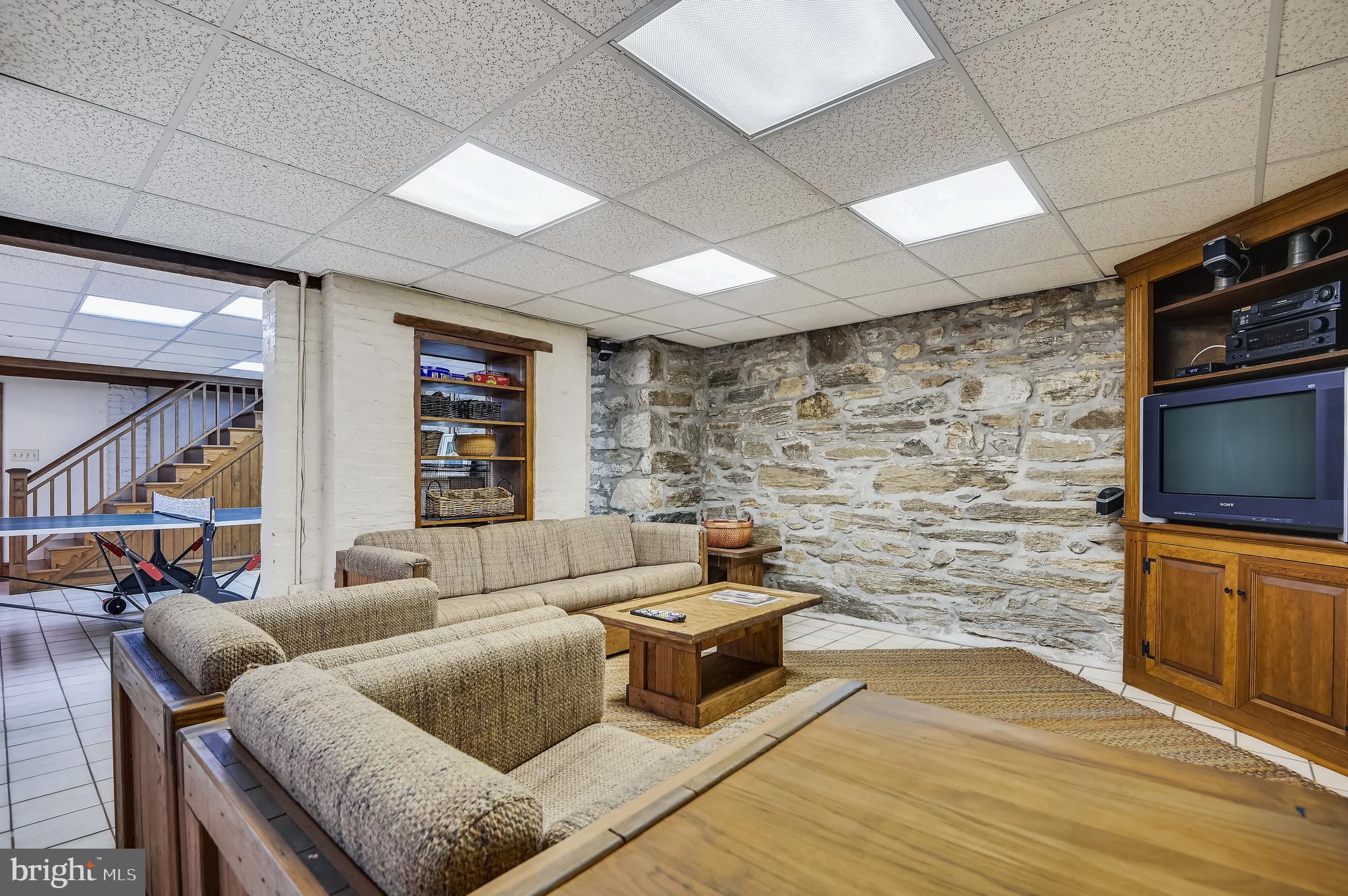 RUXTON - Residential