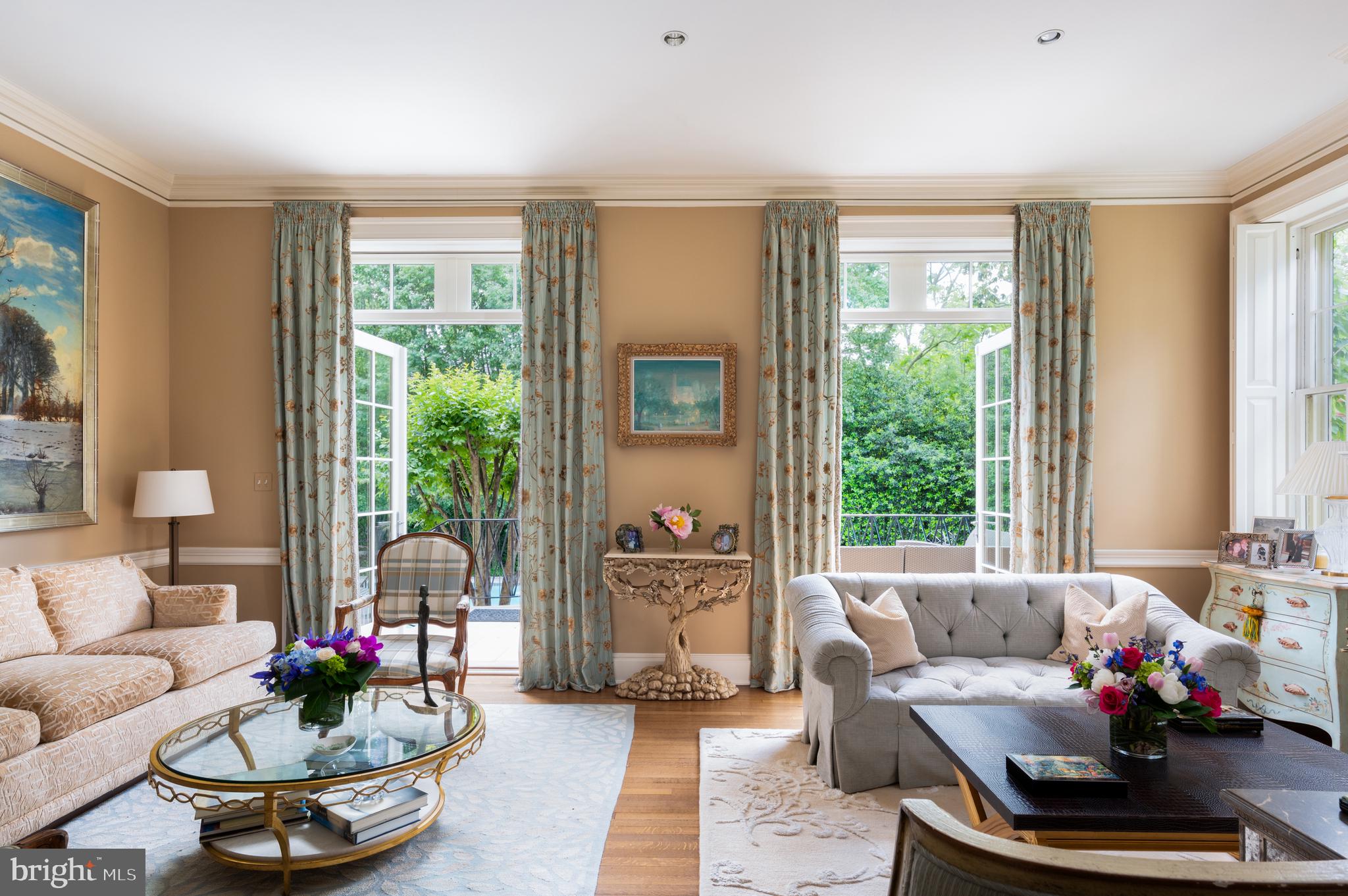 CHEVY CHASE VILLAGE - Residential