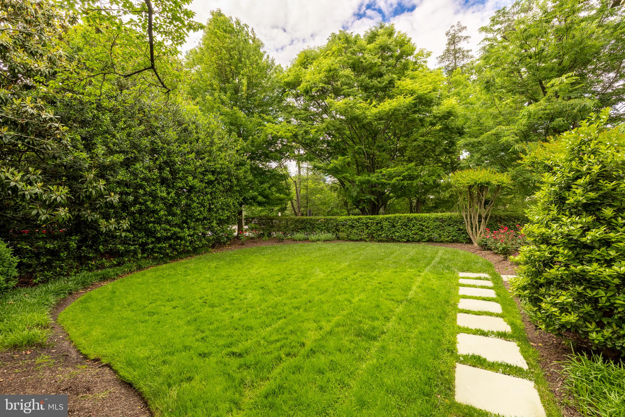 CHEVY CHASE VILLAGE - Residential