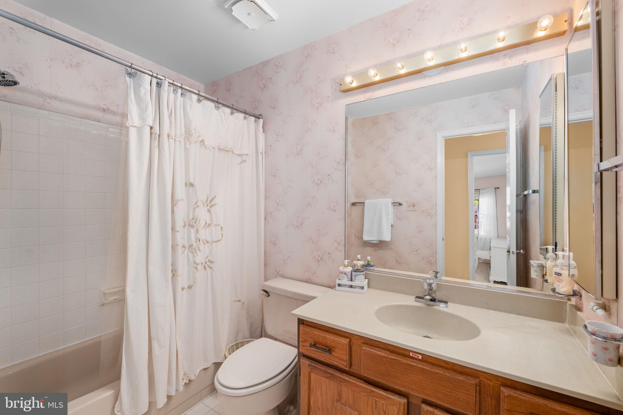 GLENWOOD MANOR - Residential