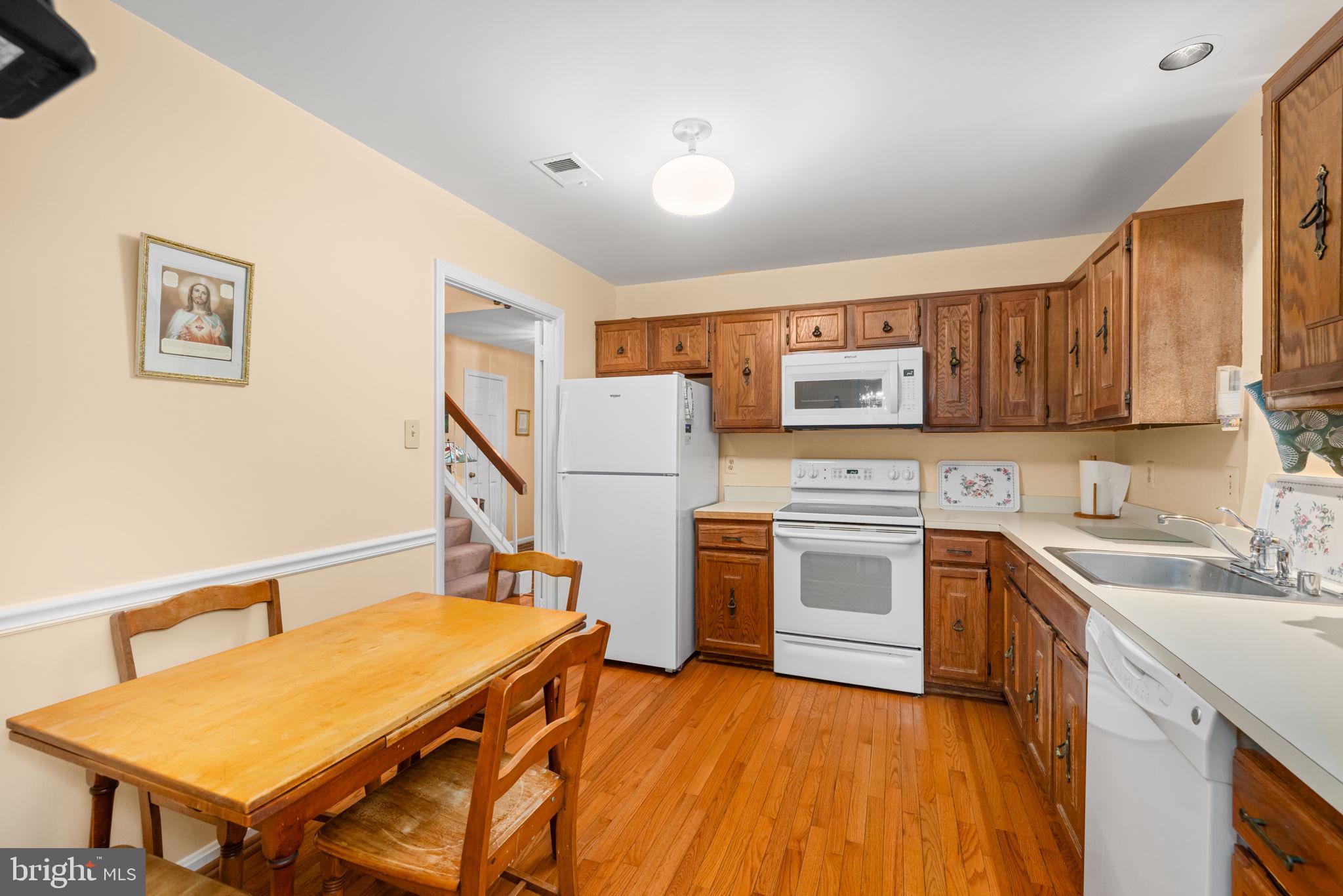 GLENWOOD MANOR - Residential