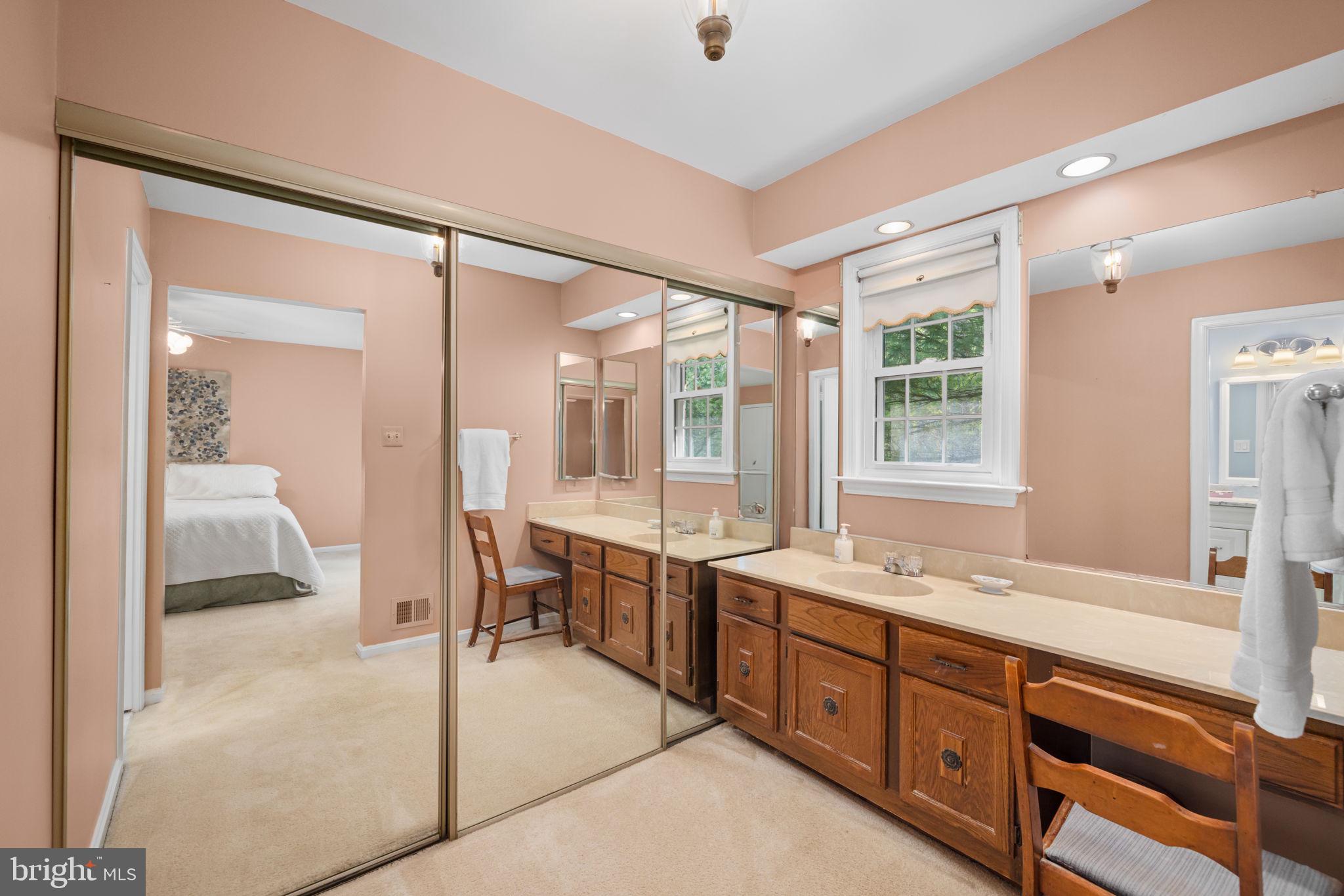 GLENWOOD MANOR - Residential