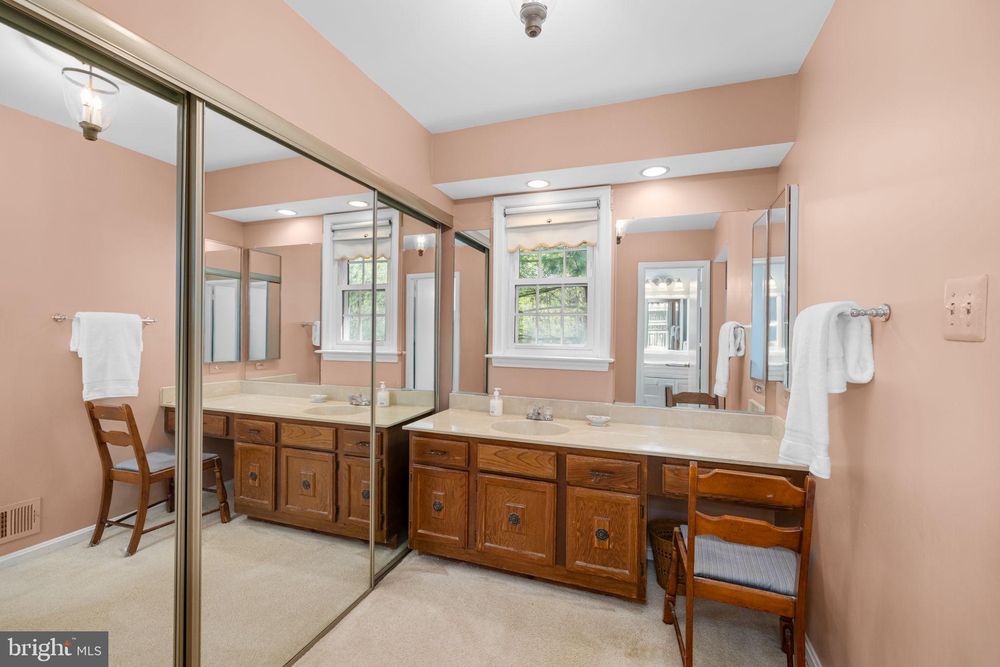 GLENWOOD MANOR - Residential