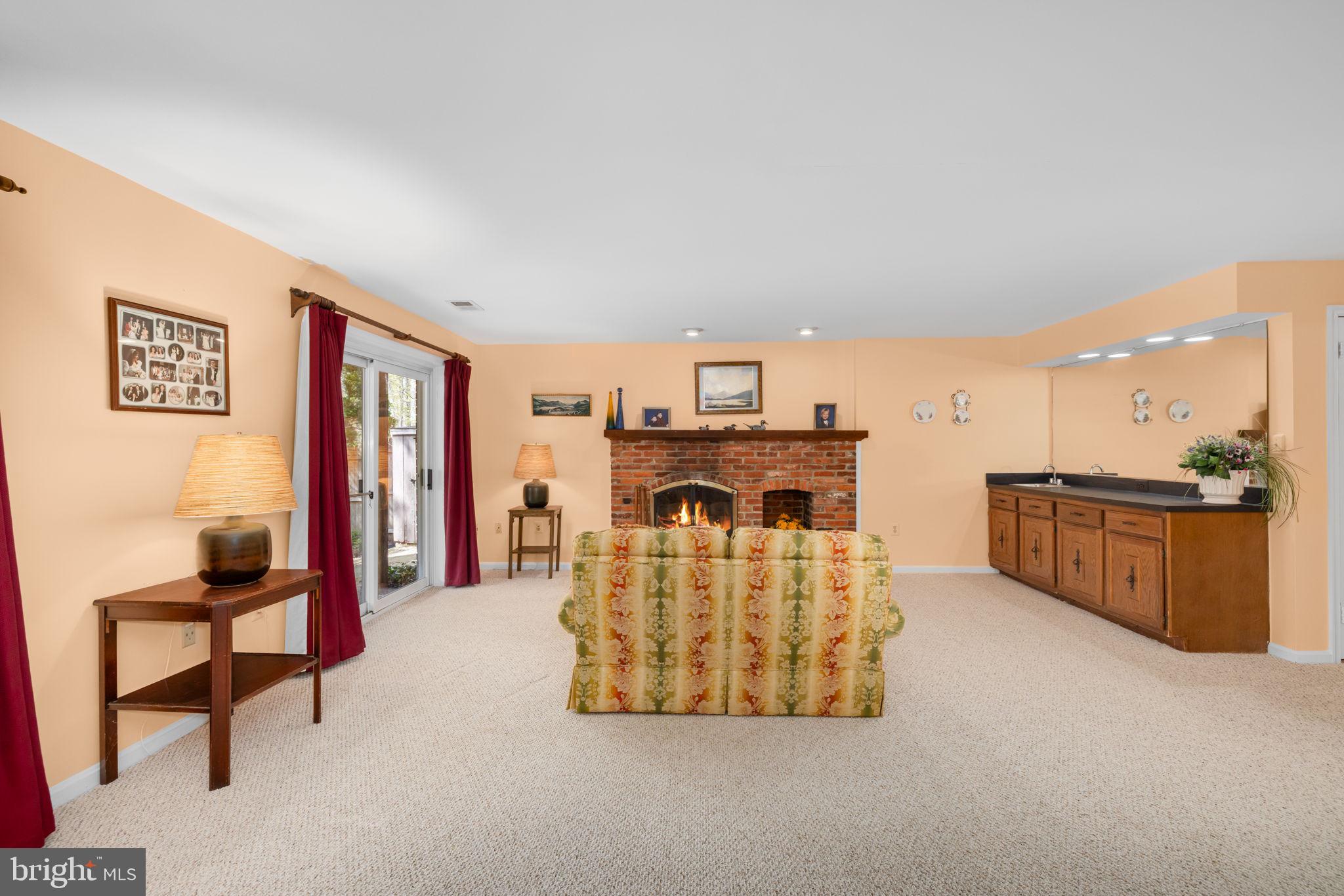 GLENWOOD MANOR - Residential