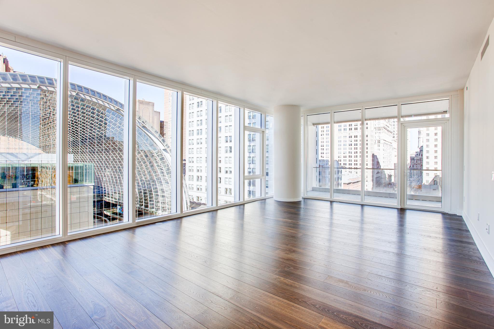 AVENUE OF THE ARTS - Residential