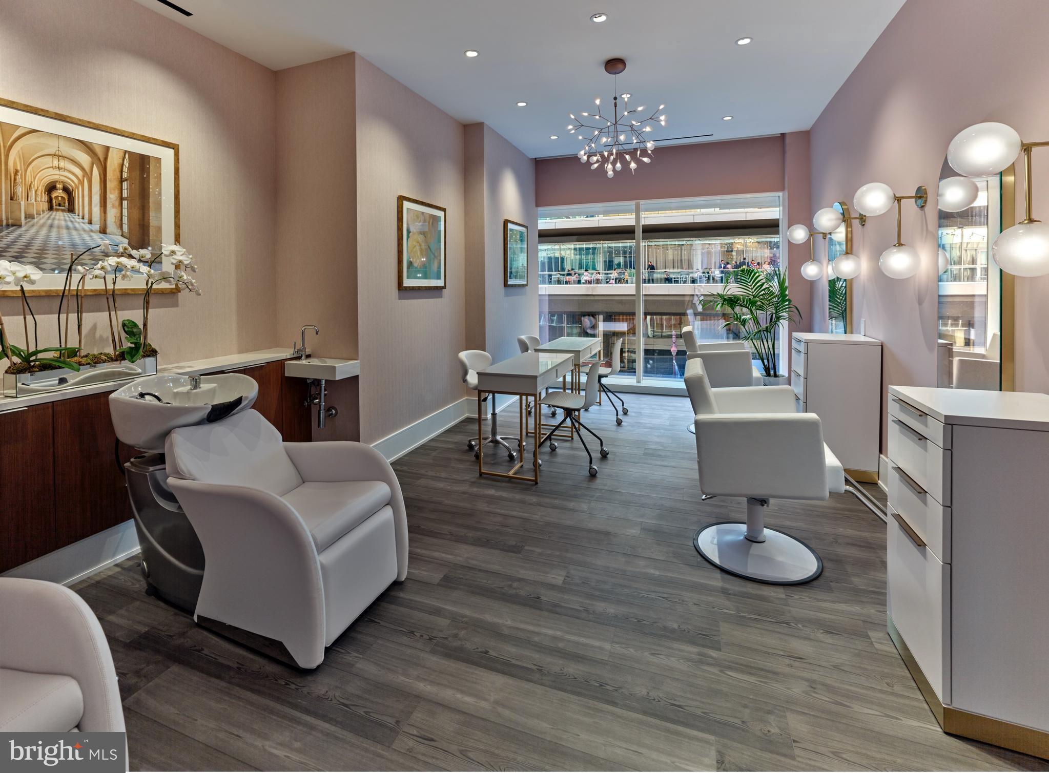 AVENUE OF THE ARTS - Residential