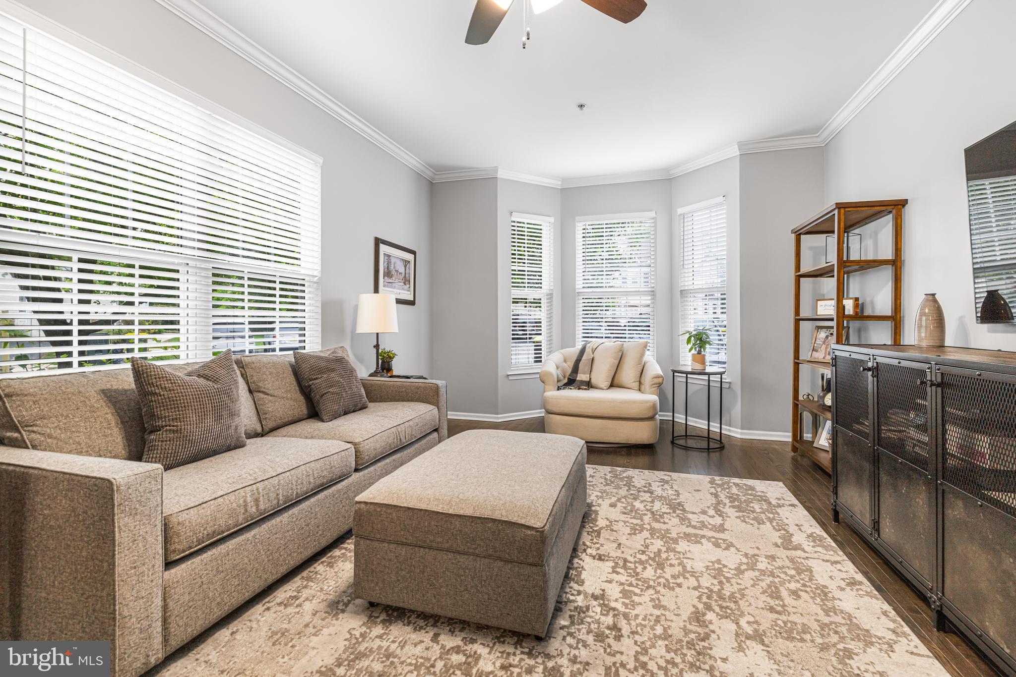 HILL VIEW - Residential