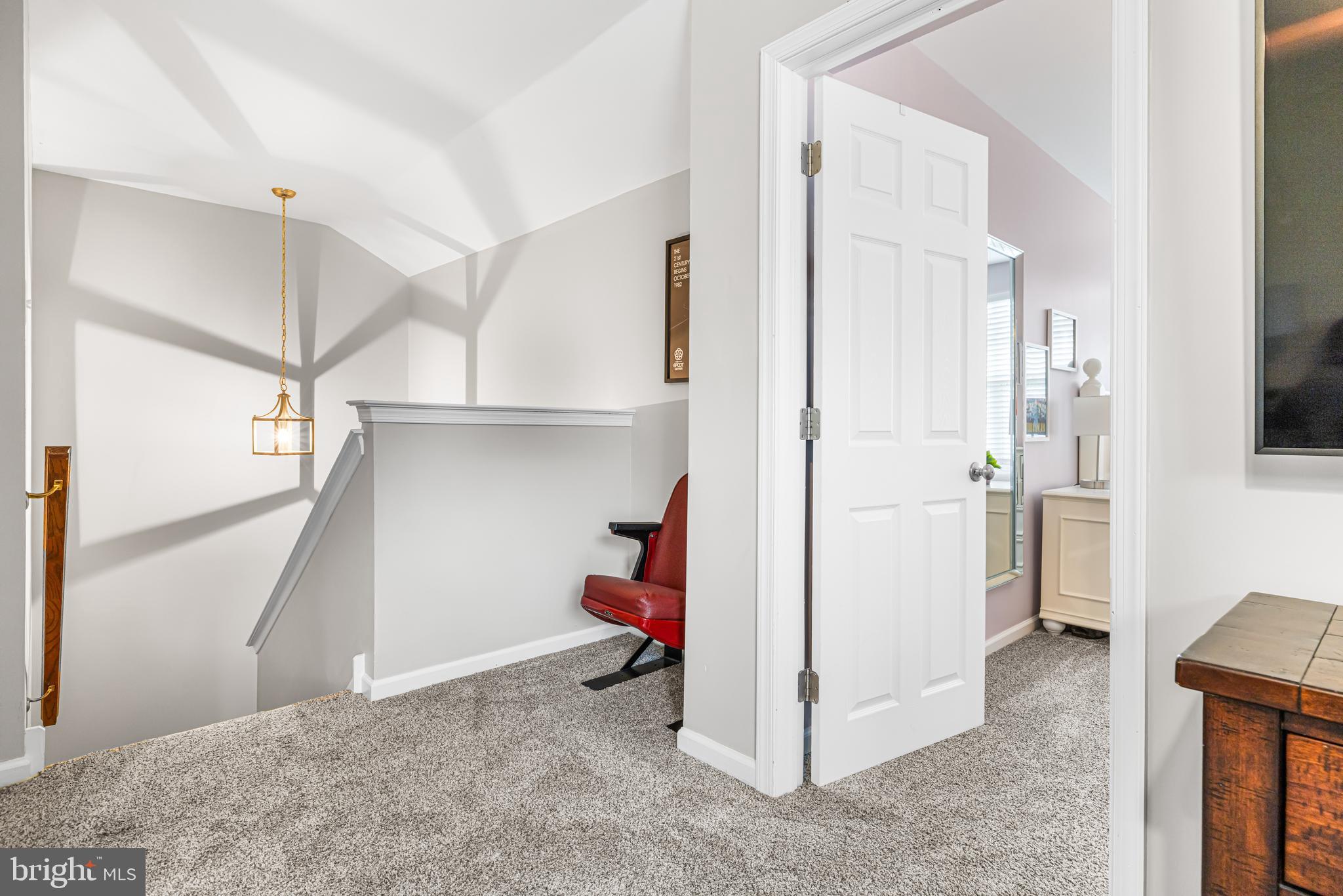HILL VIEW - Residential