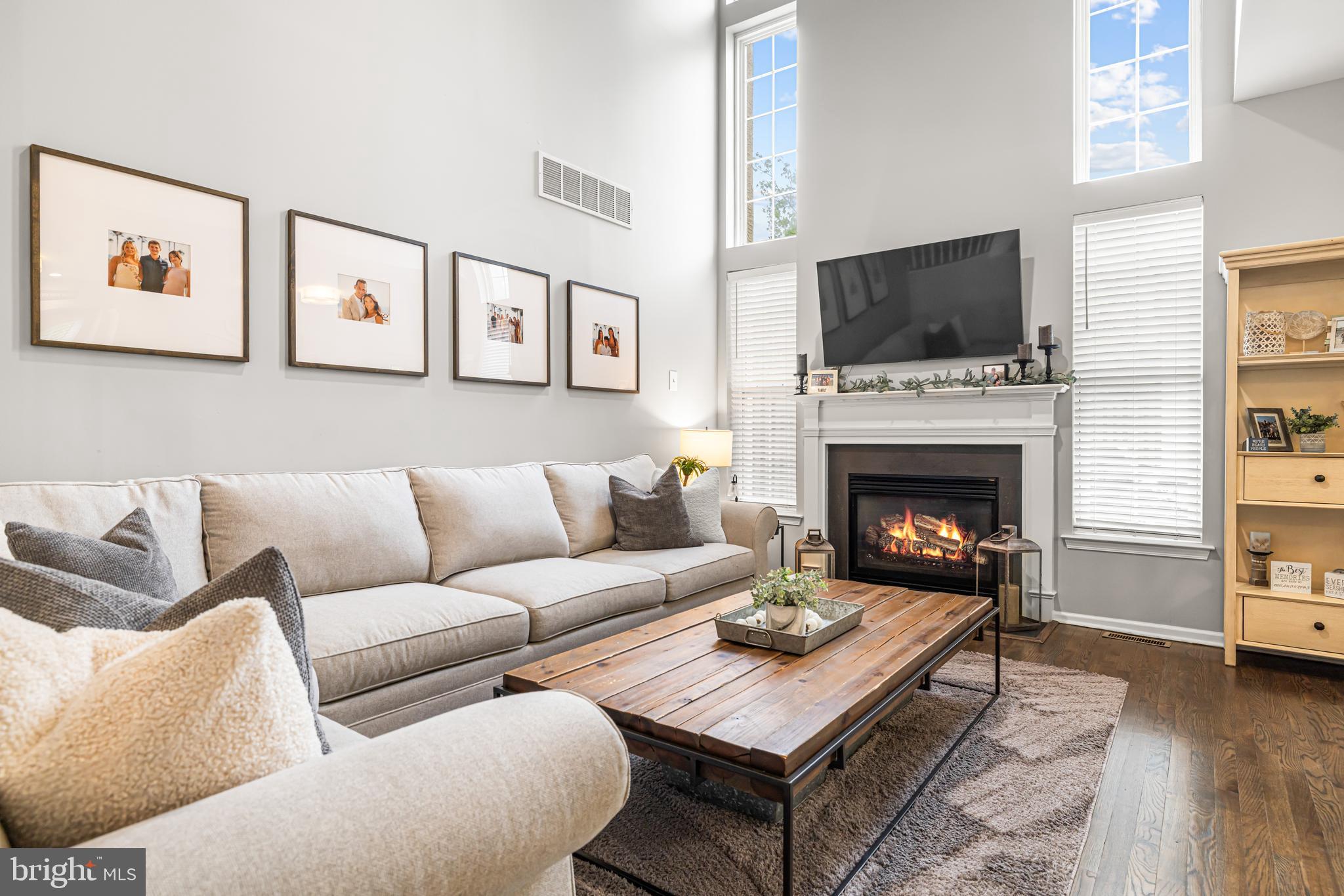 HILL VIEW - Residential