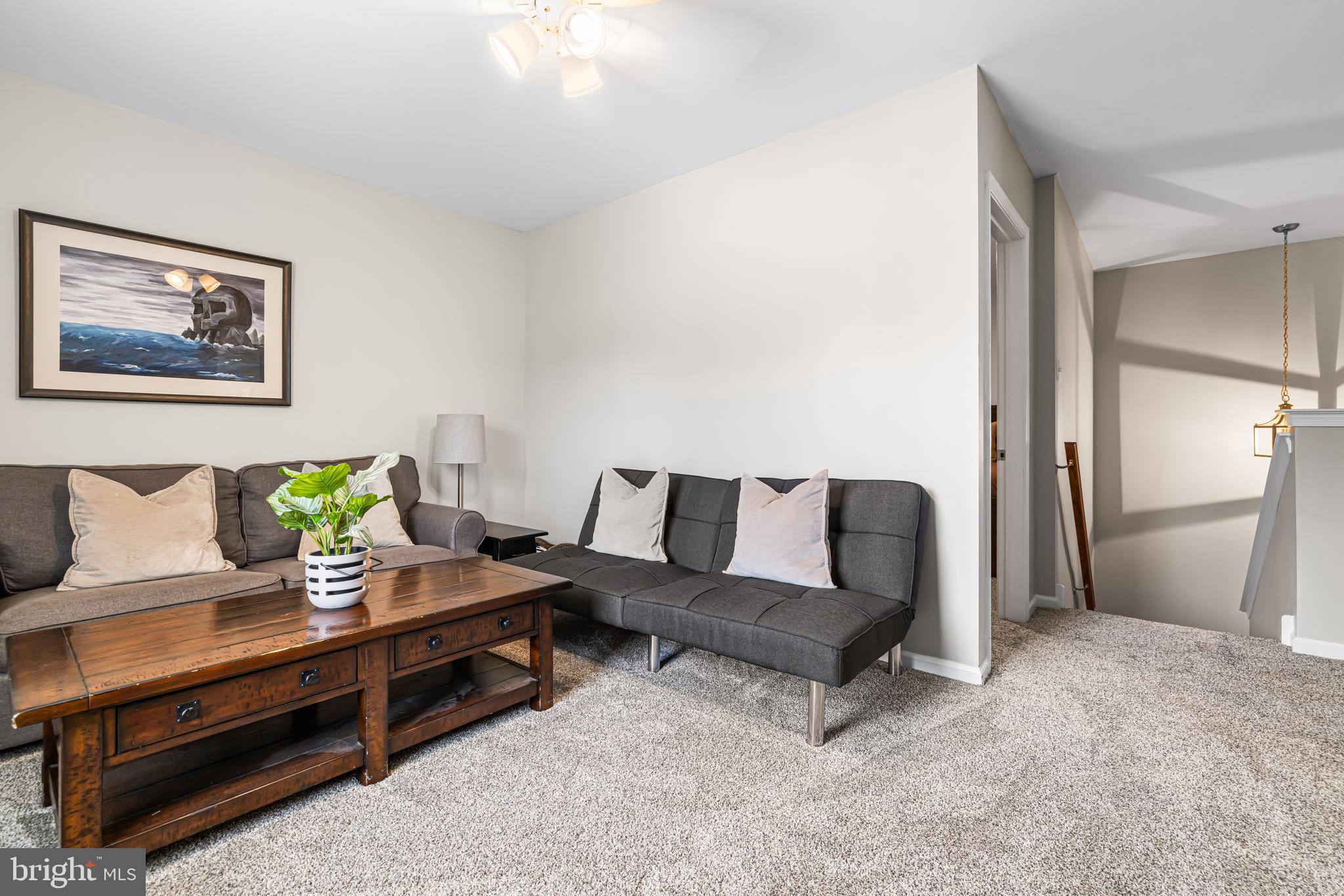 HILL VIEW - Residential