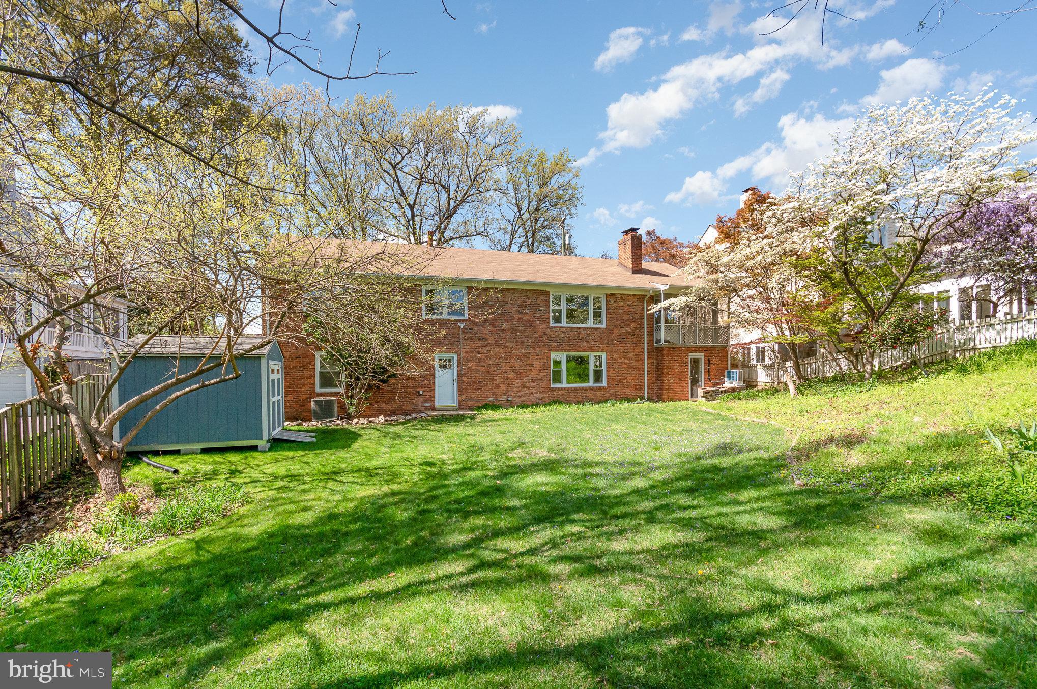 BROYHILL FOREST - Residential Lease