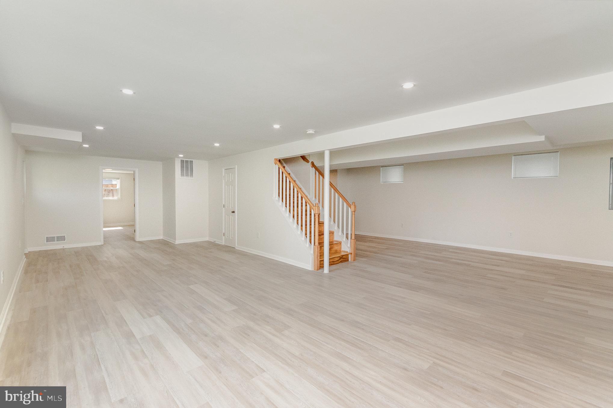 BROYHILL FOREST - Residential Lease