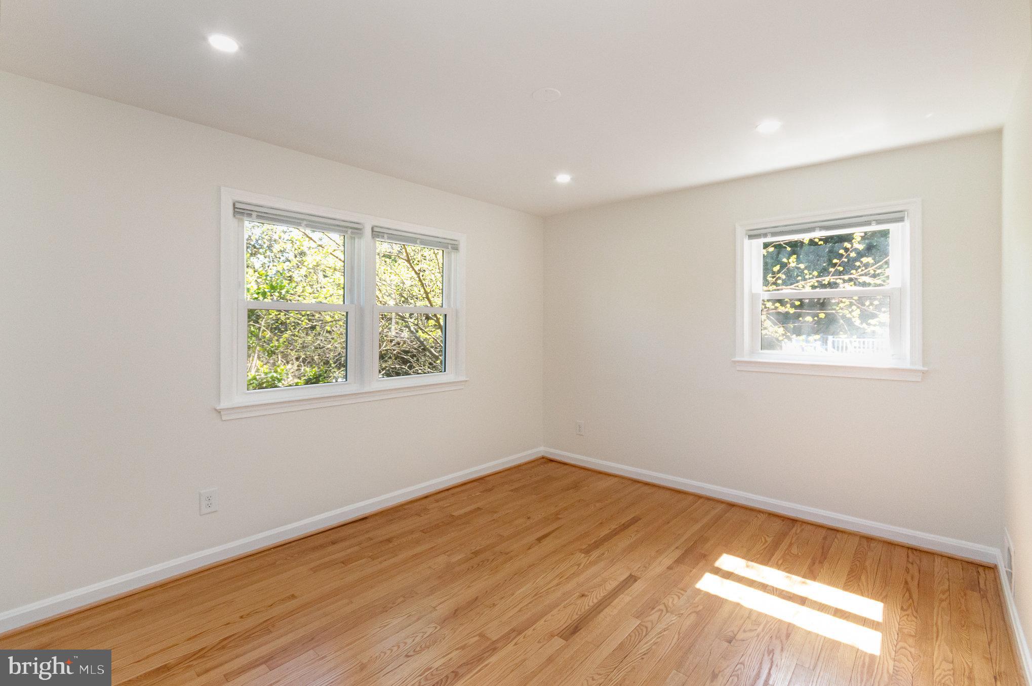 BROYHILL FOREST - Residential Lease