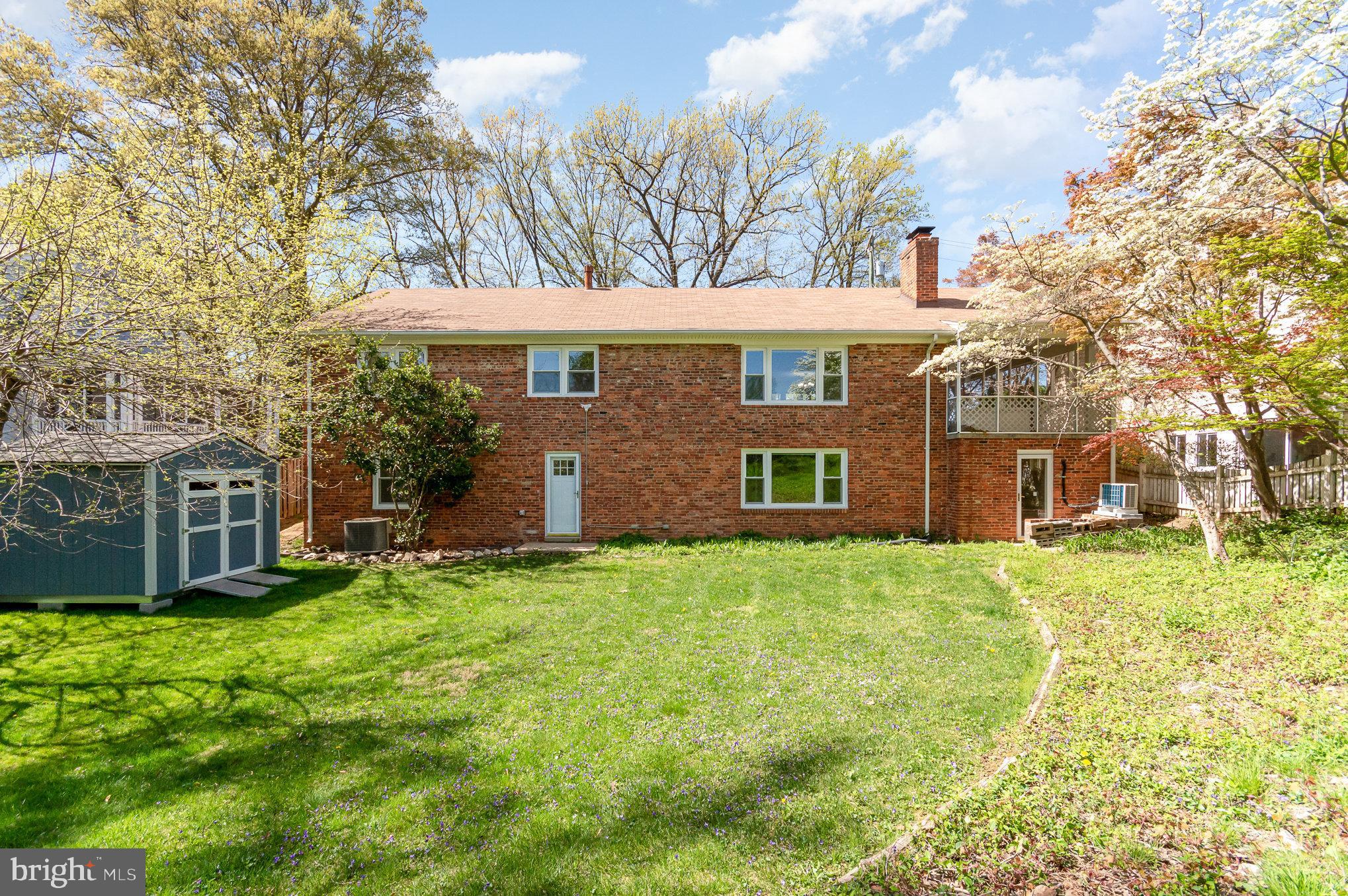 BROYHILL FOREST - Residential Lease