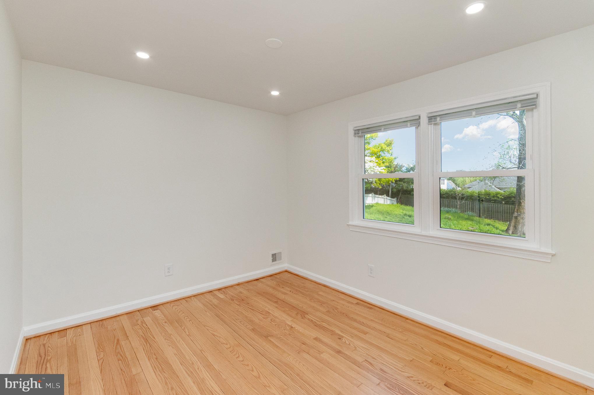 BROYHILL FOREST - Residential Lease