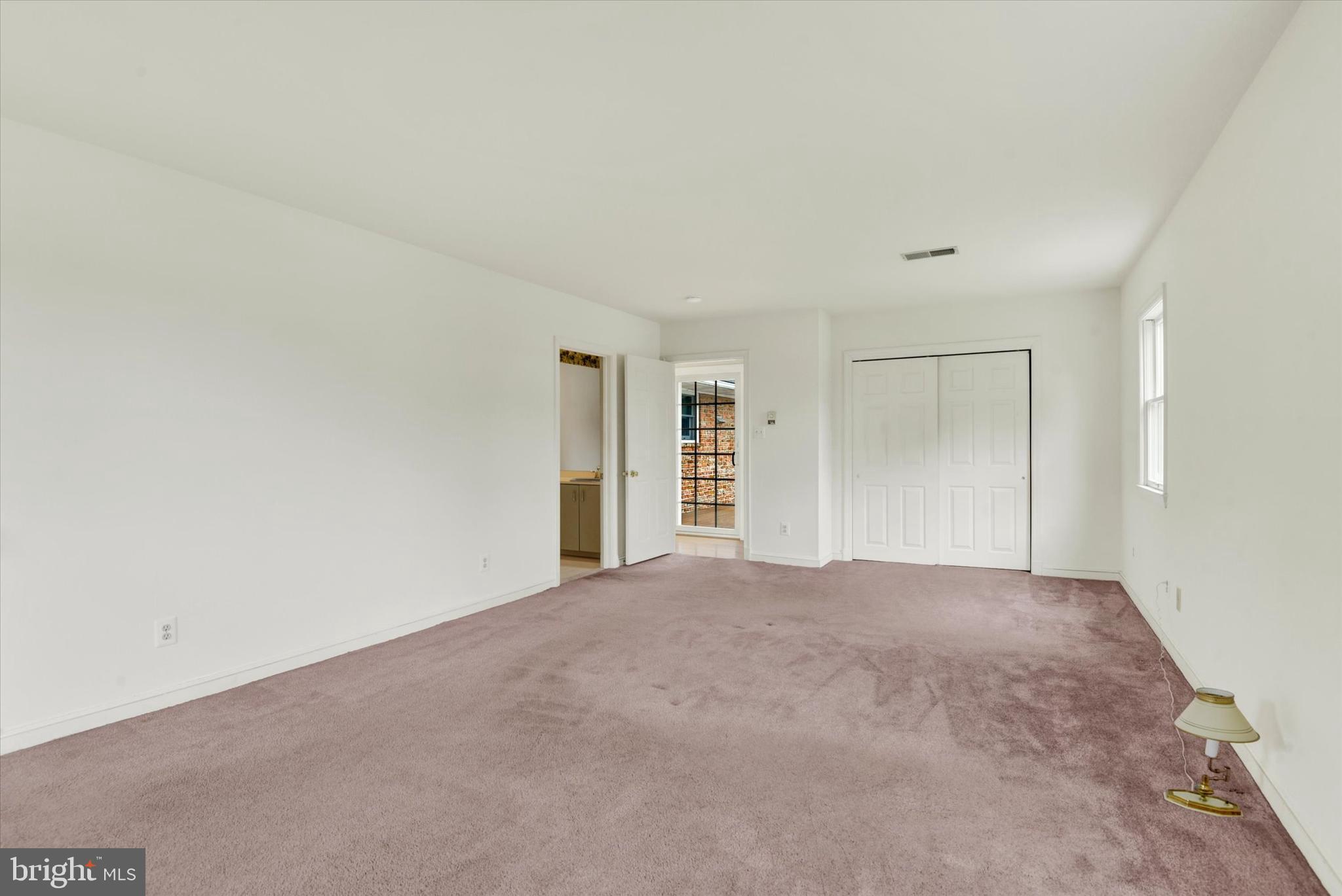 HAMPSTEAD HEIGHTS - Residential