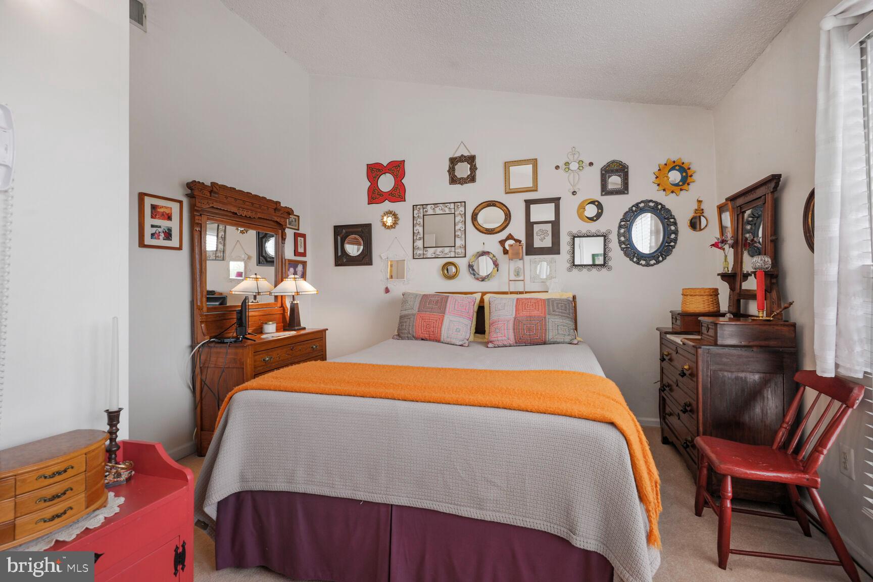 HIGHLAND MEWS - Residential