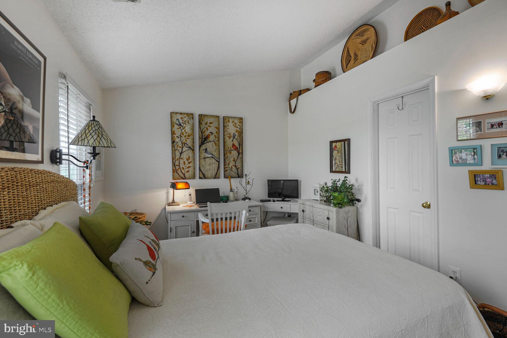 HIGHLAND MEWS - Residential