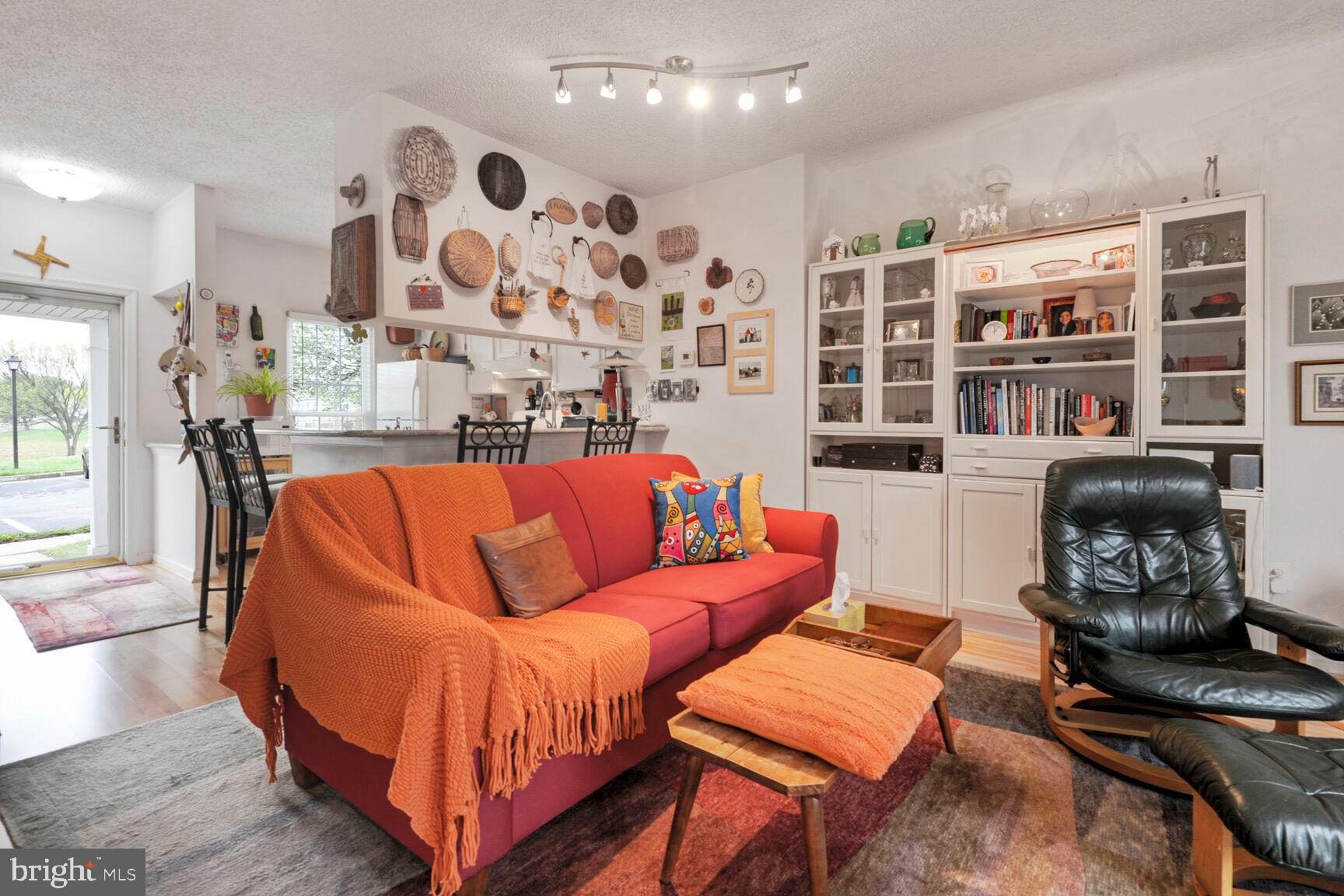 HIGHLAND MEWS - Residential