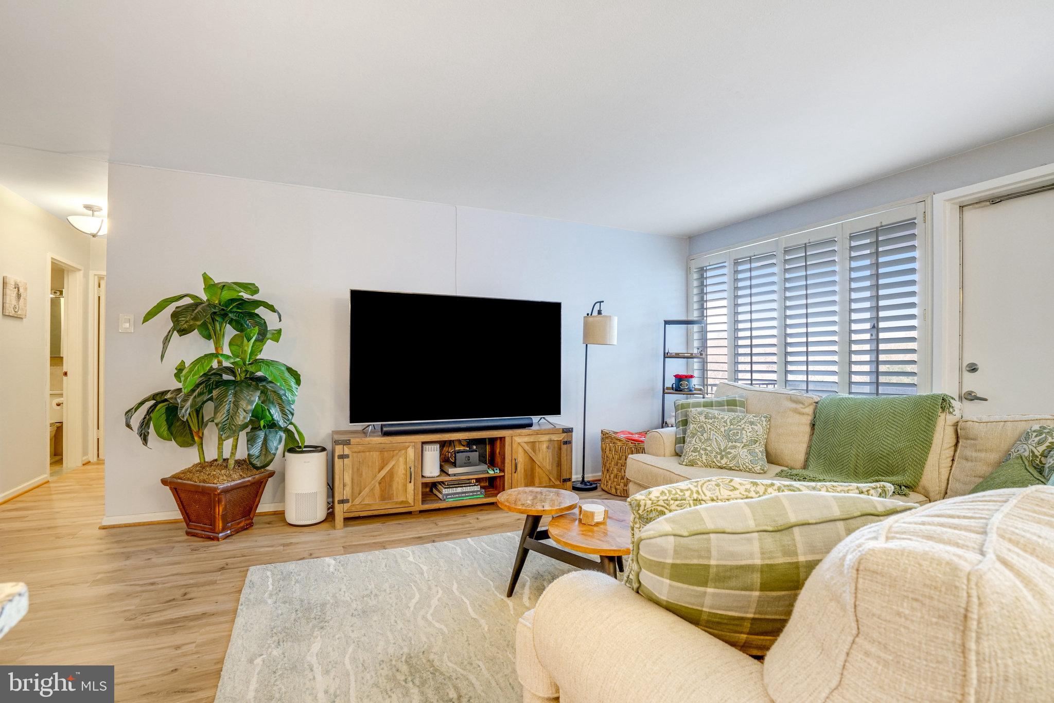 THE CHATHAM - Residential