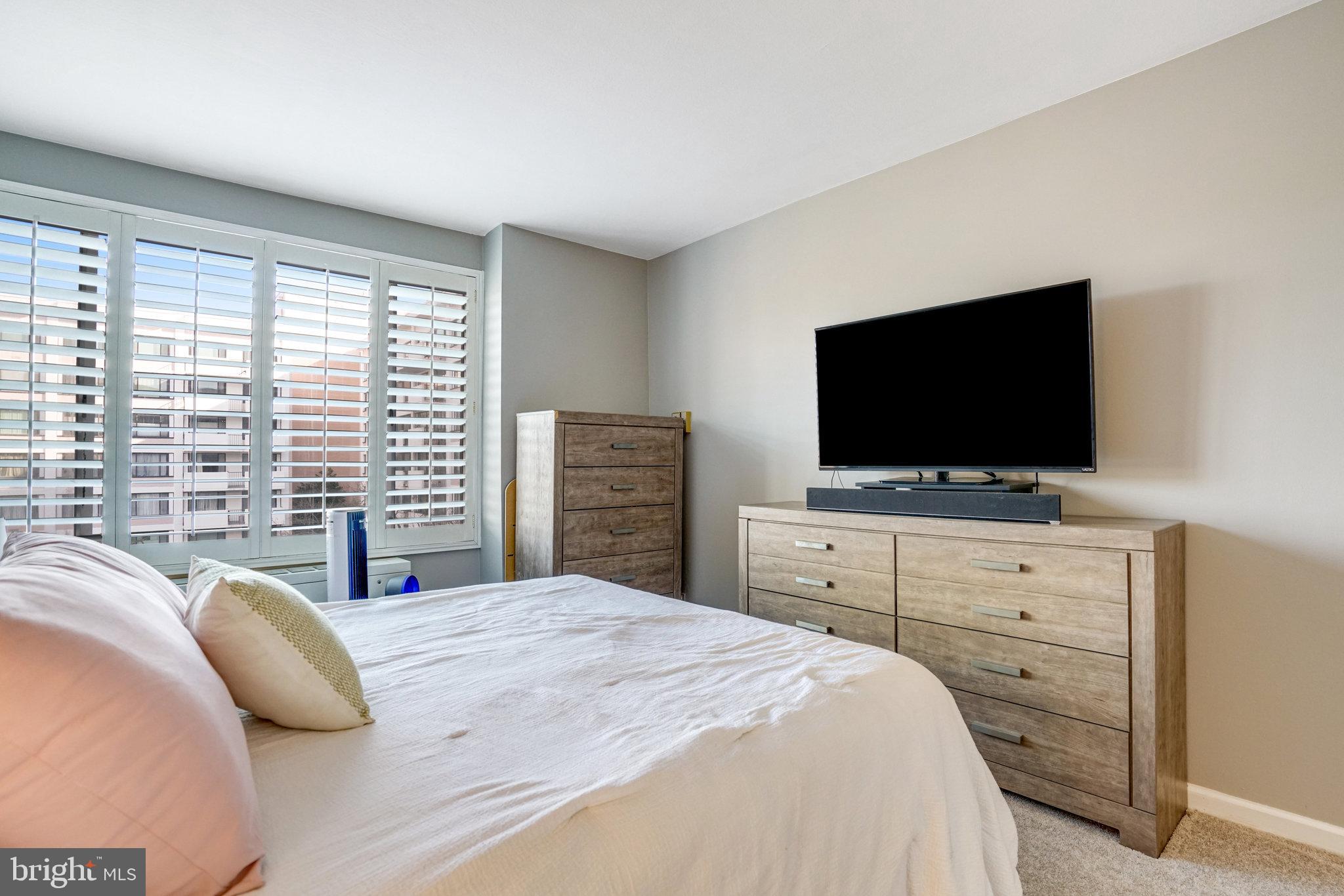 THE CHATHAM - Residential