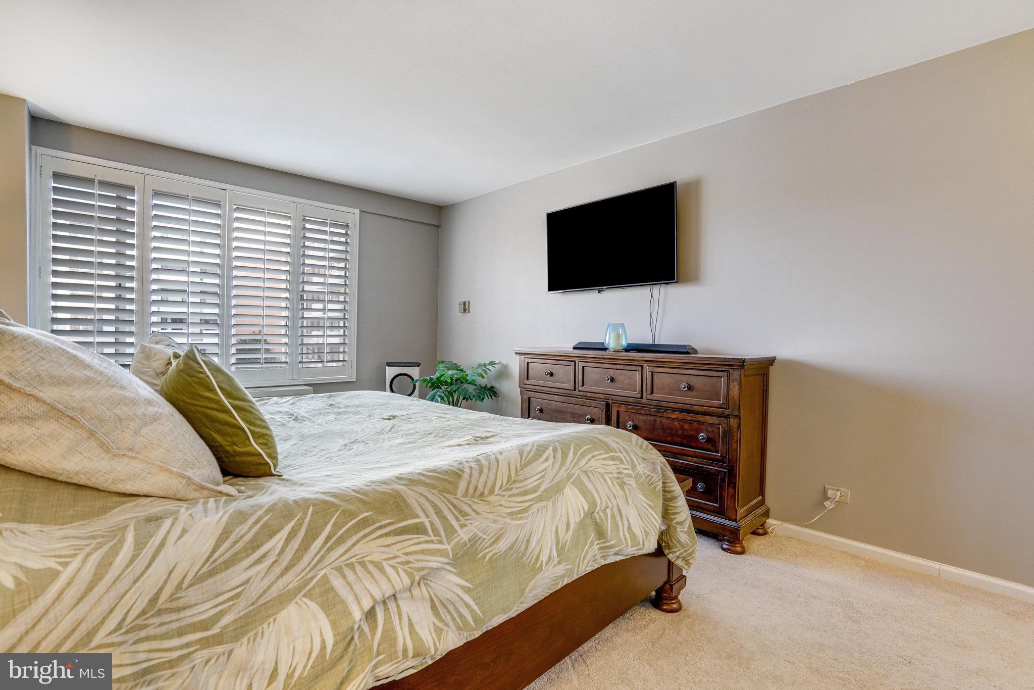 THE CHATHAM - Residential