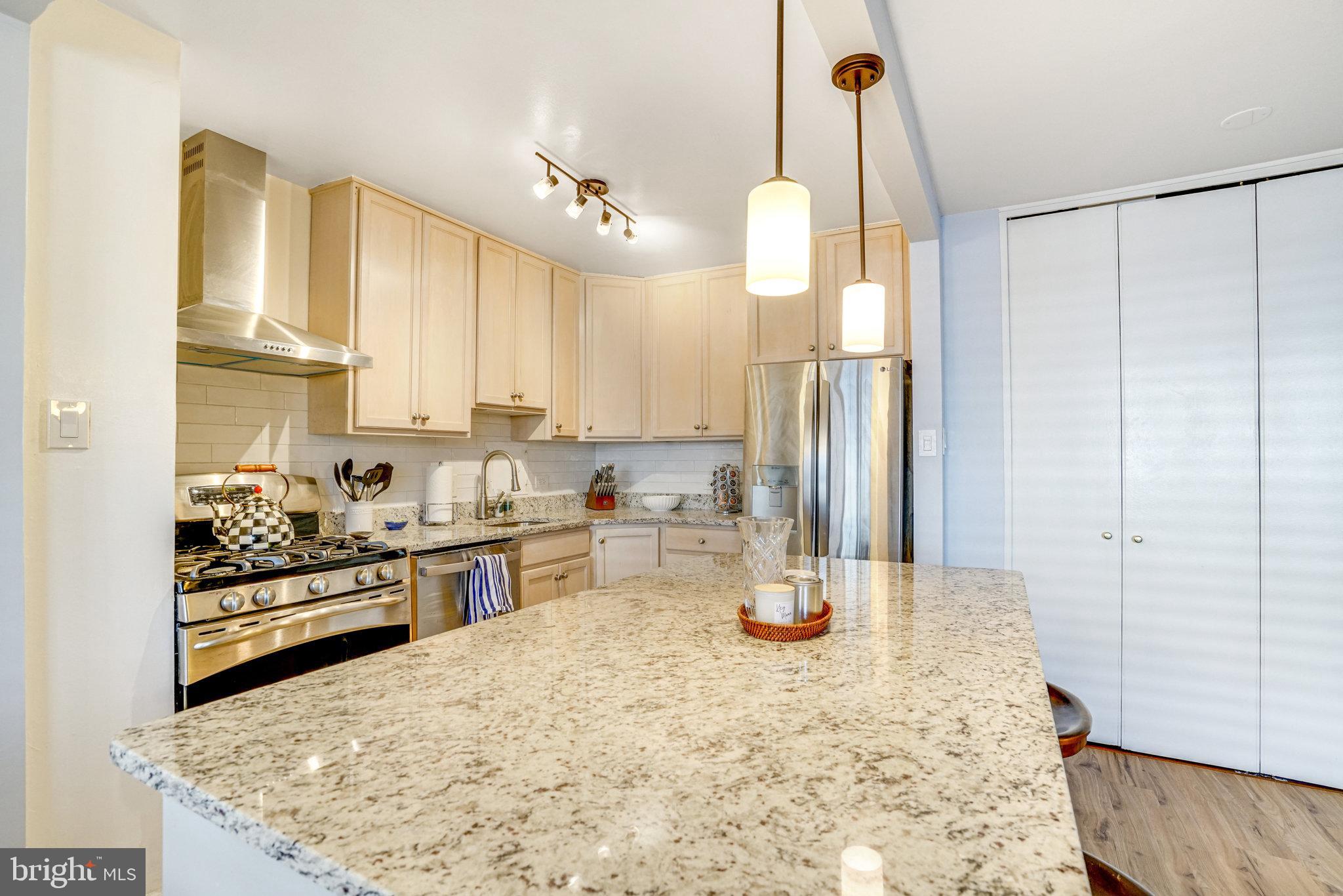 THE CHATHAM - Residential