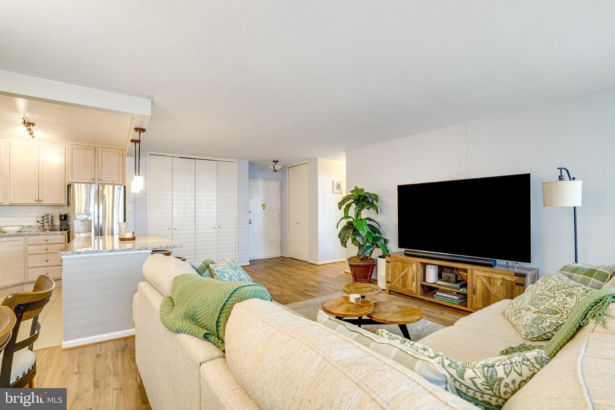 THE CHATHAM - Residential