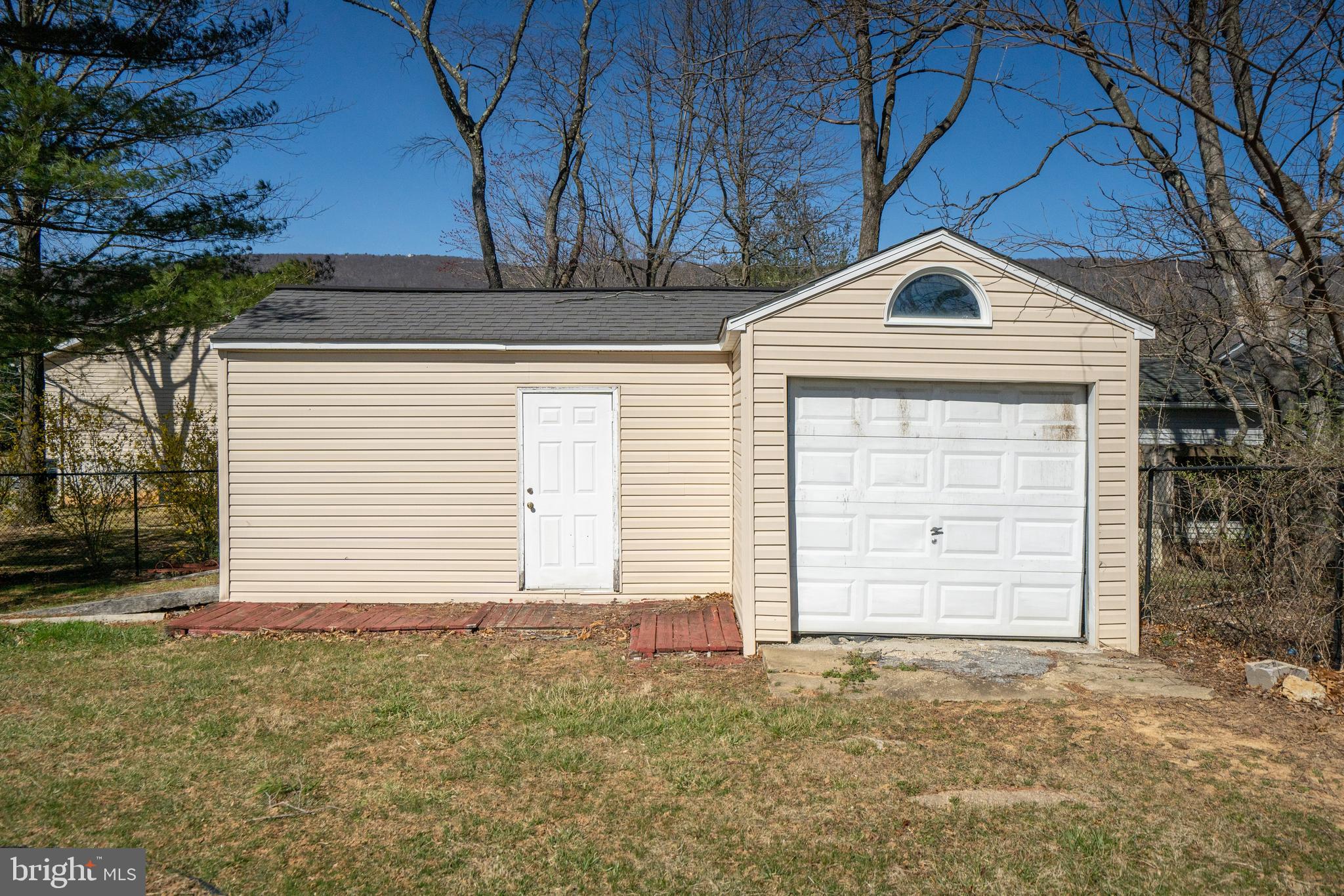 SHAWNEELAND - Residential