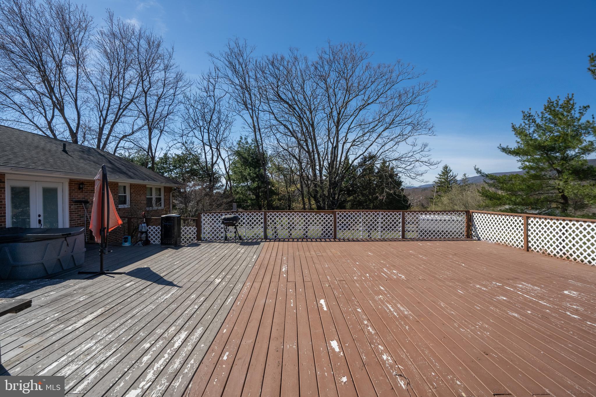 SHAWNEELAND - Residential