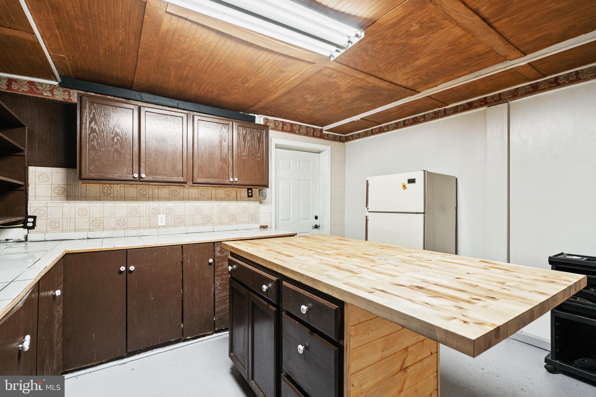 SHAWNEELAND - Residential