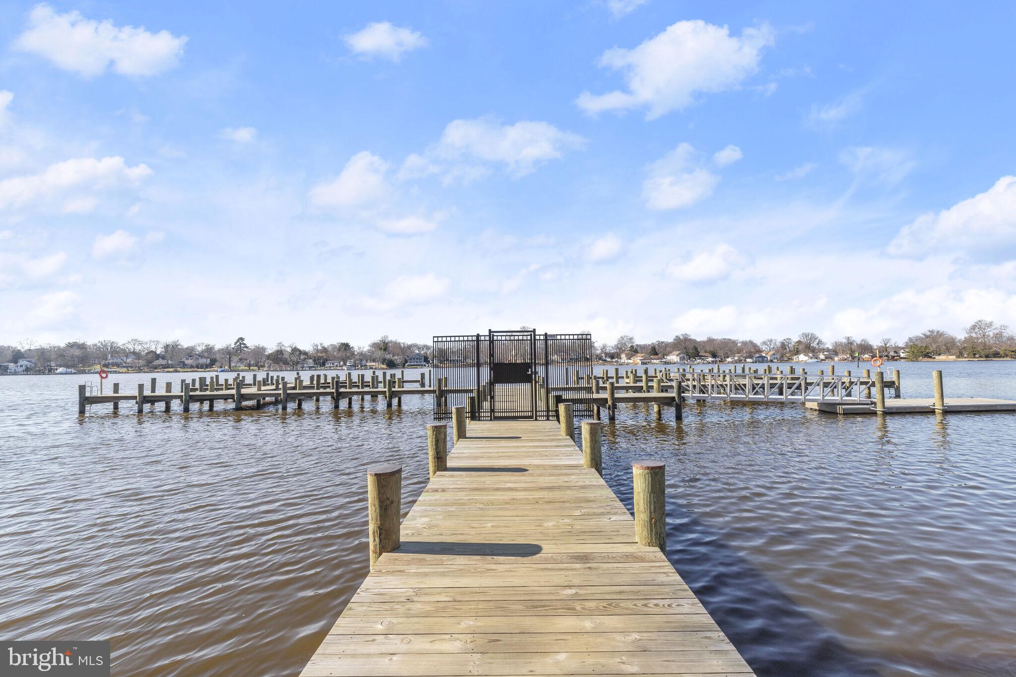 TANYARD SHORES - Residential