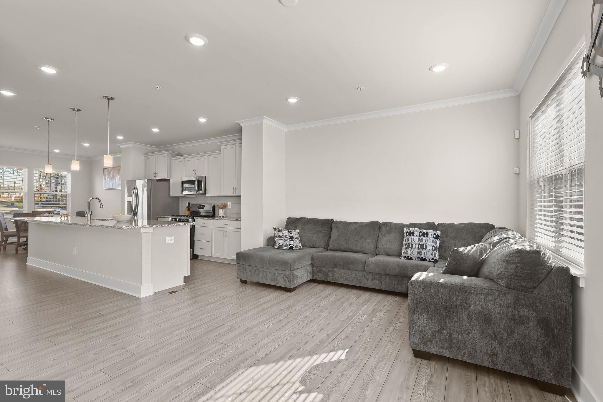 TANYARD SHORES - Residential