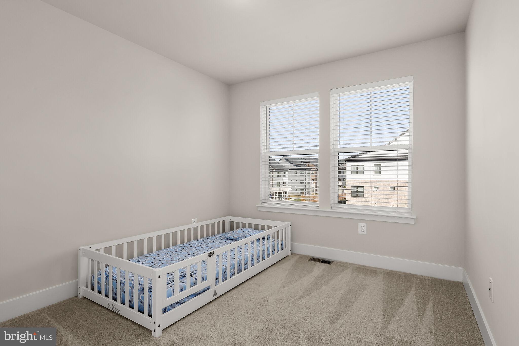 TANYARD SHORES - Residential