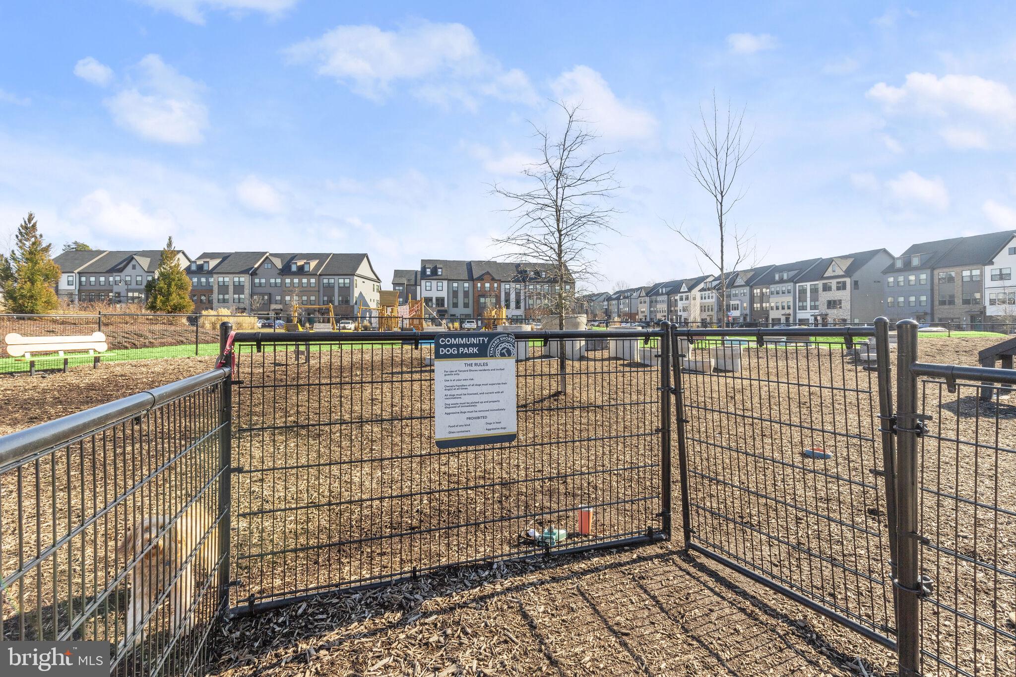 TANYARD SHORES - Residential