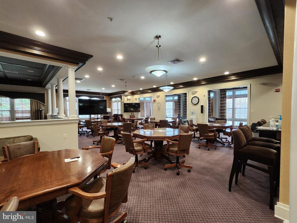 CAMERON GROVE CONDO IX> - Residential