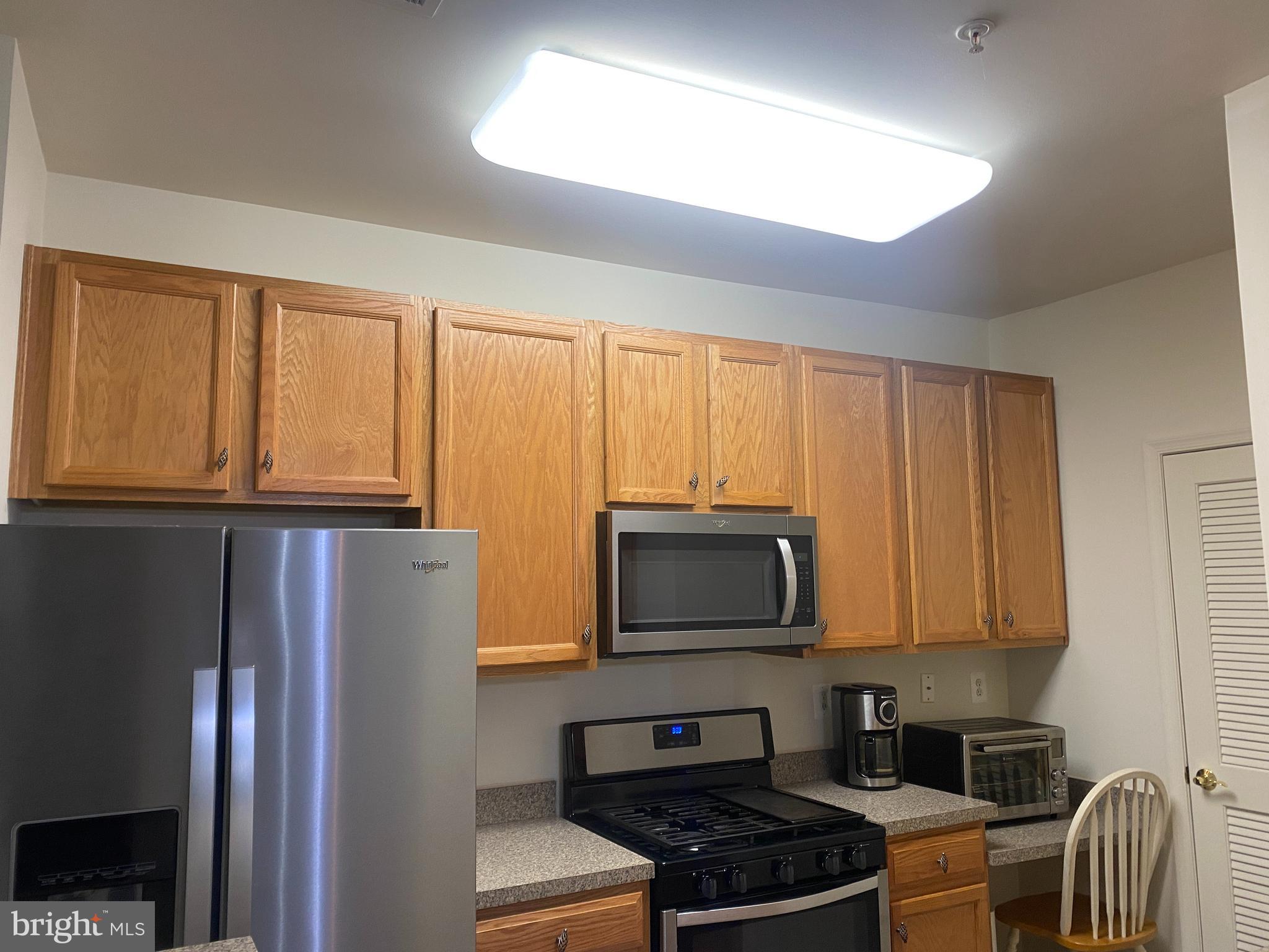 CAMERON GROVE CONDO IX> - Residential