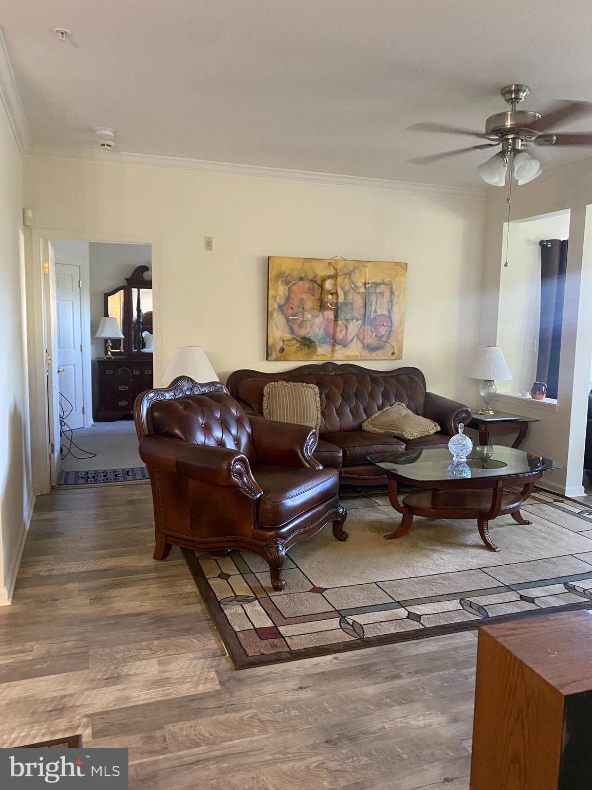 CAMERON GROVE CONDO IX> - Residential